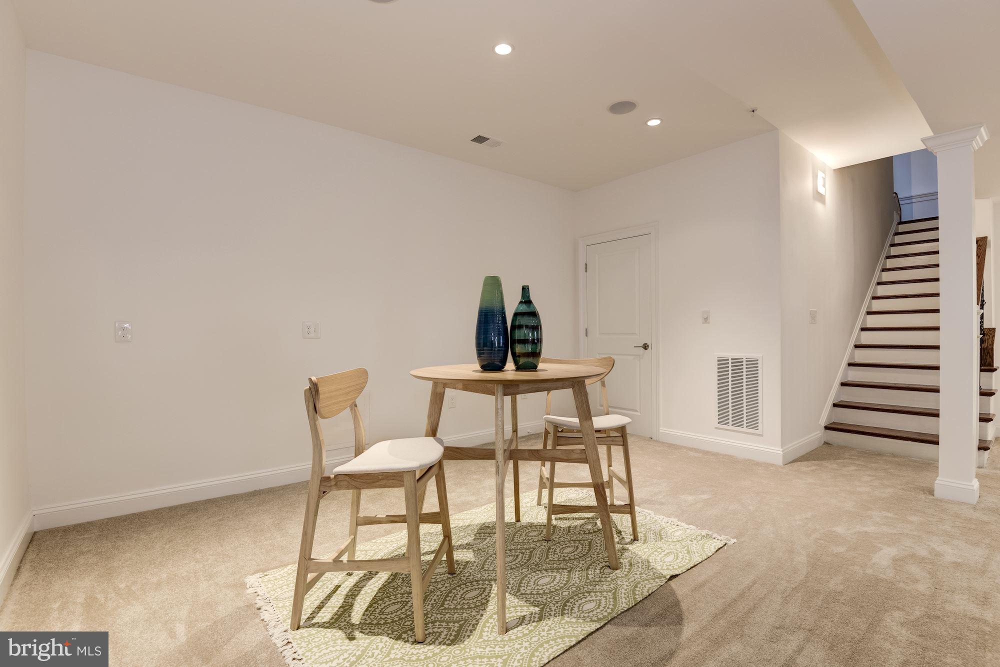 MARYMOUNT - Residential