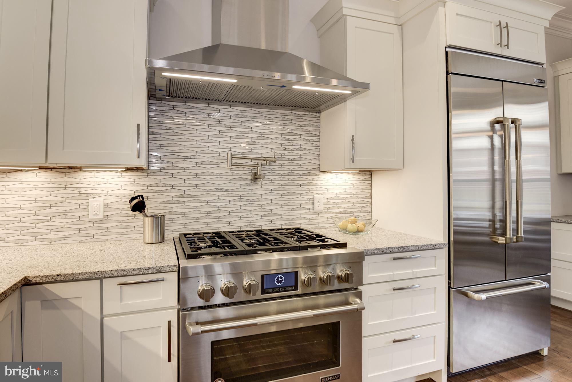 MARYMOUNT - Residential