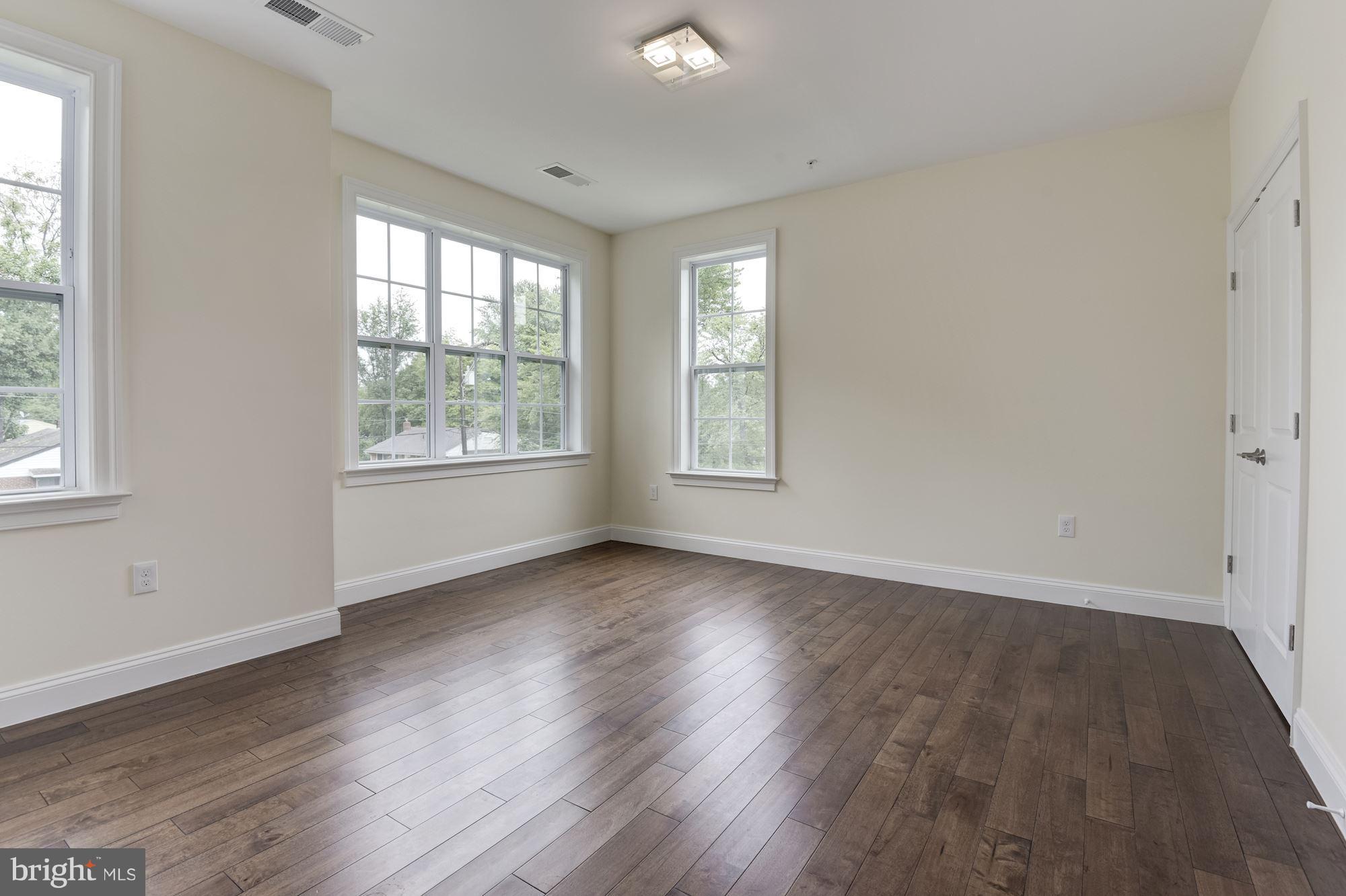 MARYMOUNT - Residential