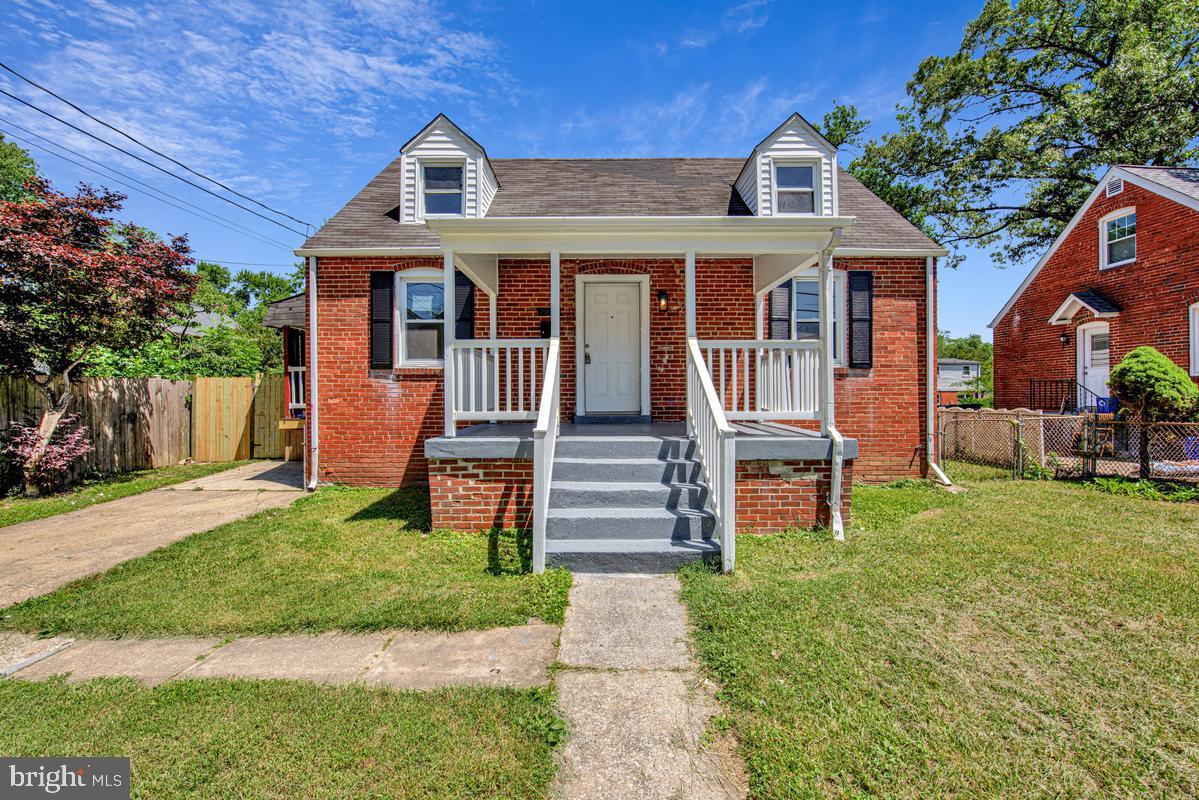OAK SPRING - Residential