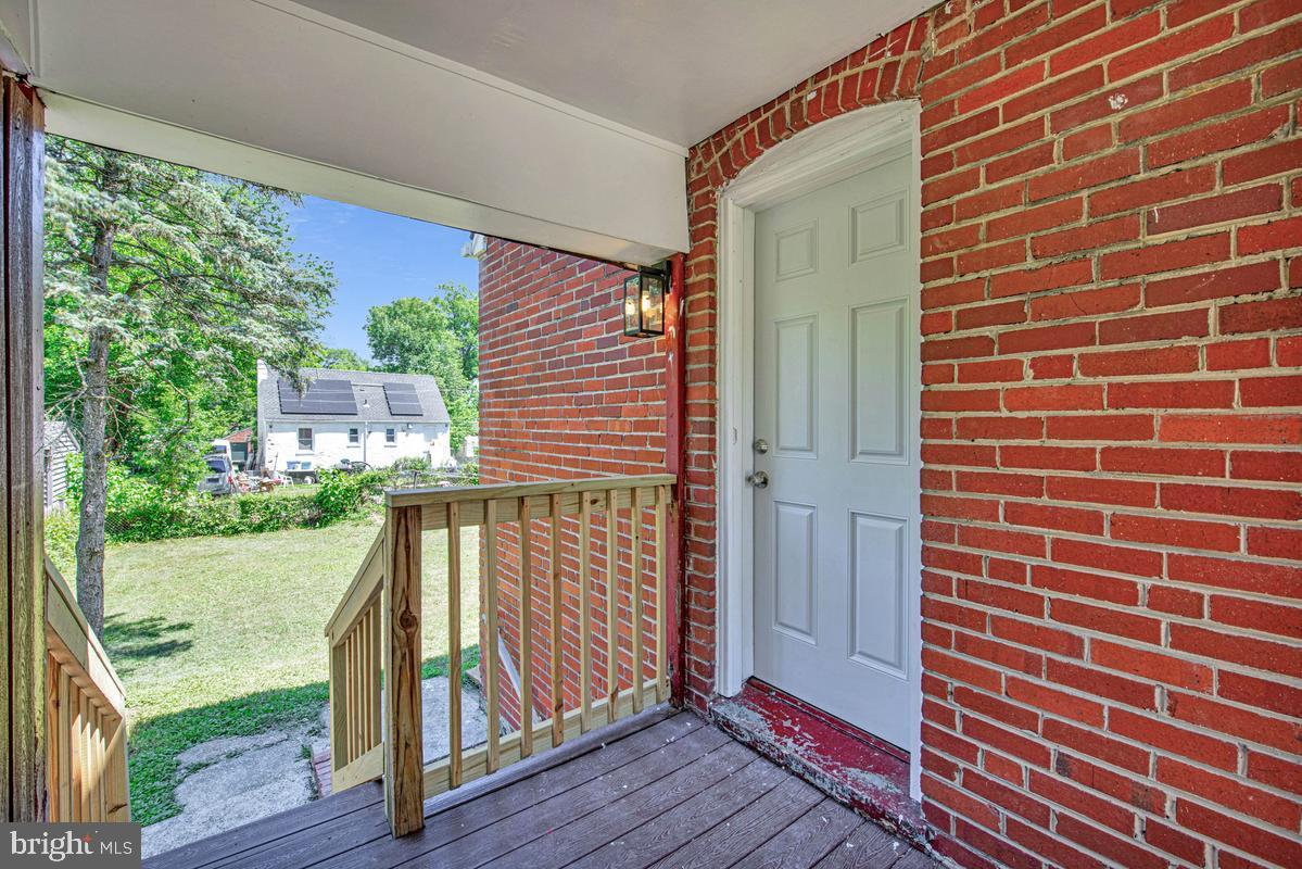 OAK SPRING - Residential