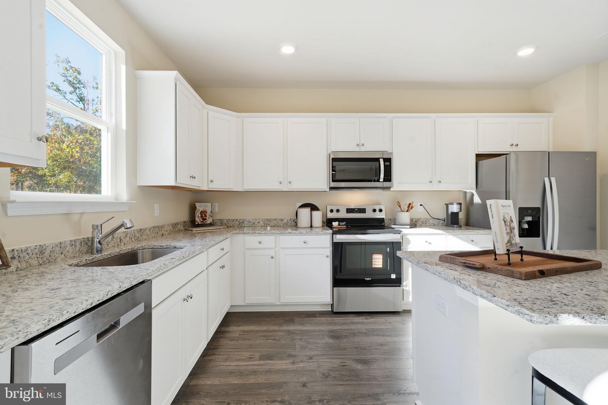 GREEN SPRING ESTATES - Residential