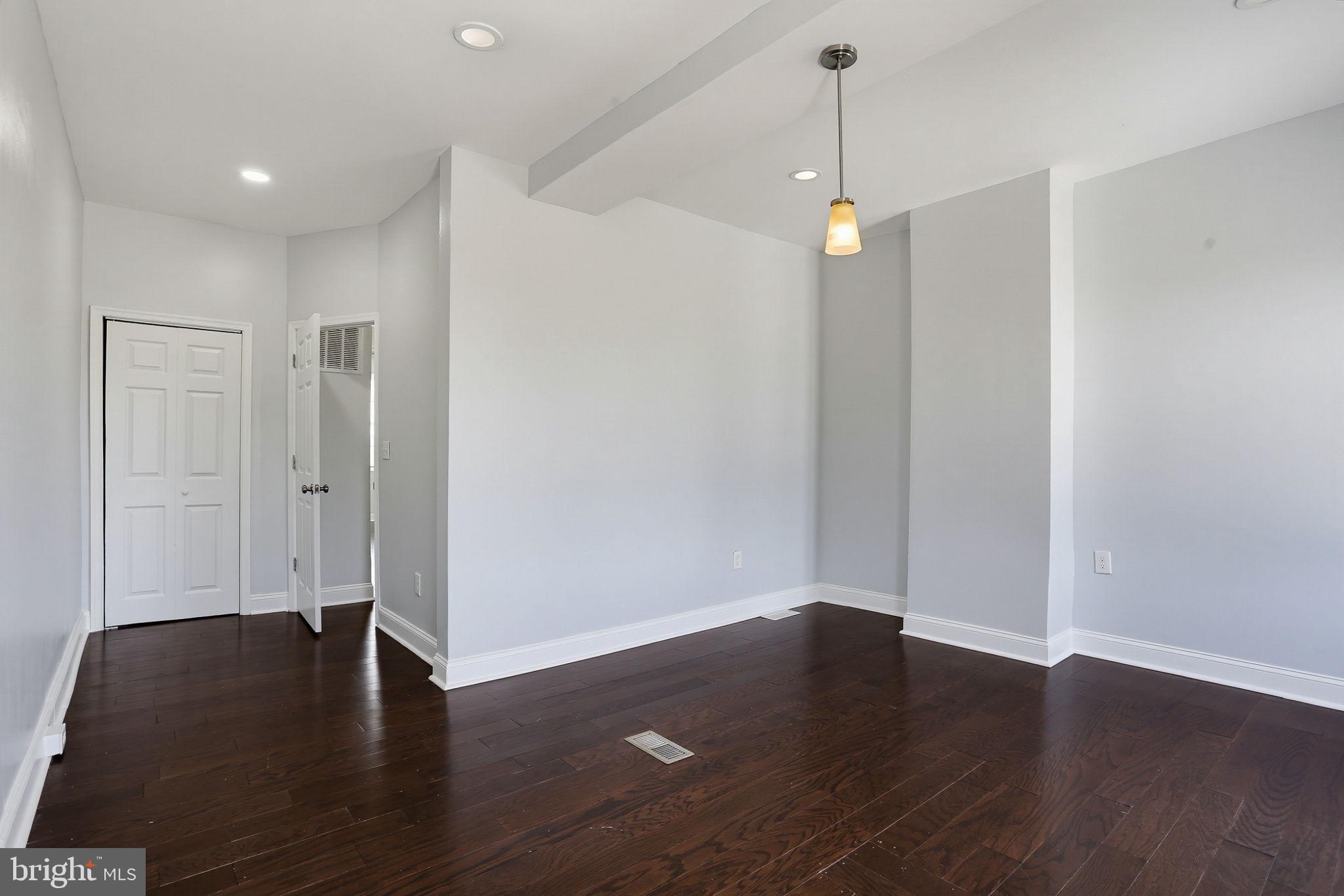 RESERVOIR HILL - Residential
