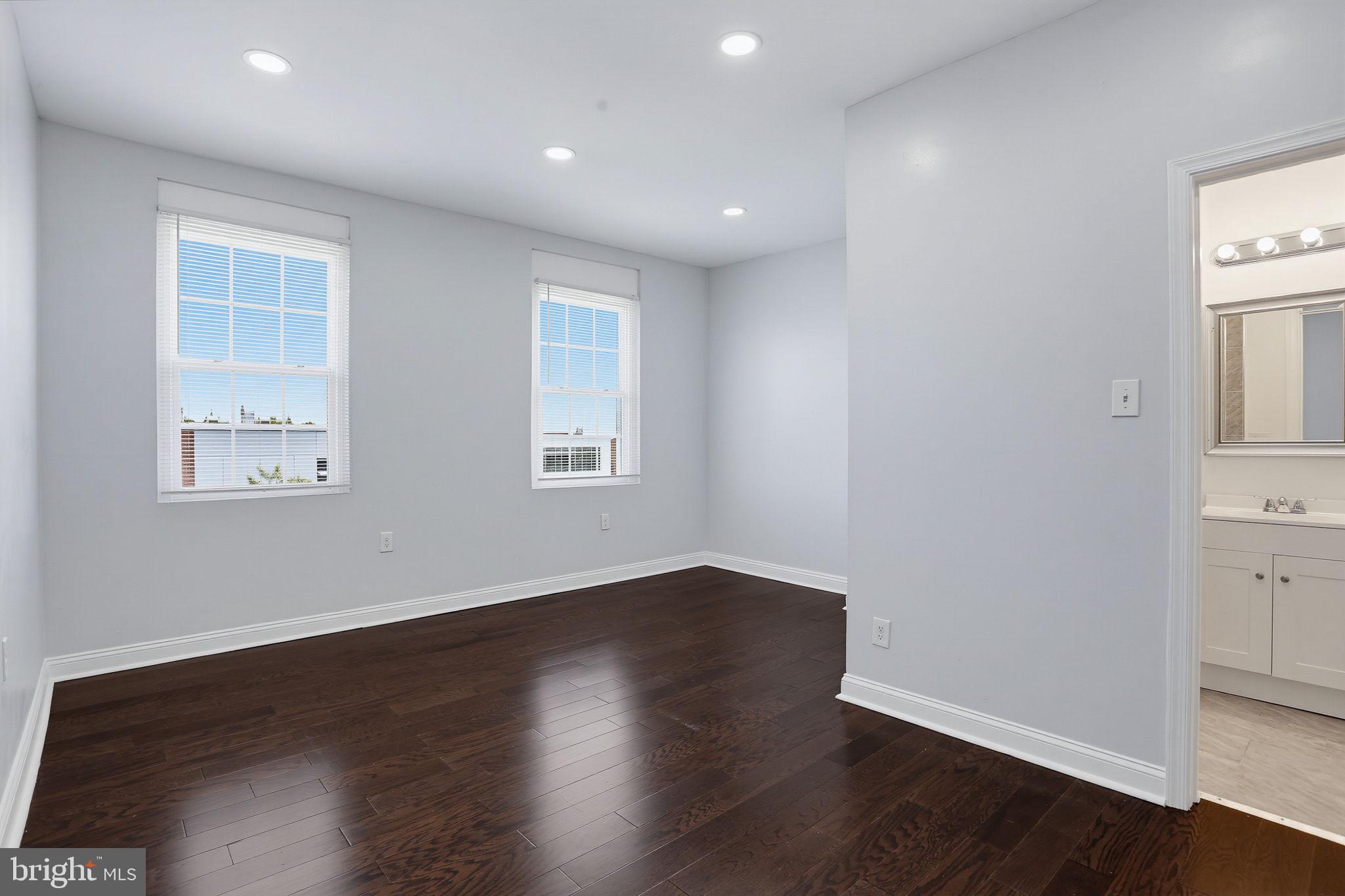 RESERVOIR HILL - Residential
