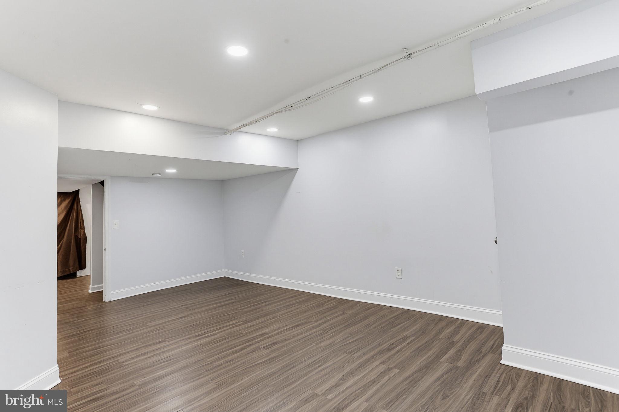 RESERVOIR HILL - Residential