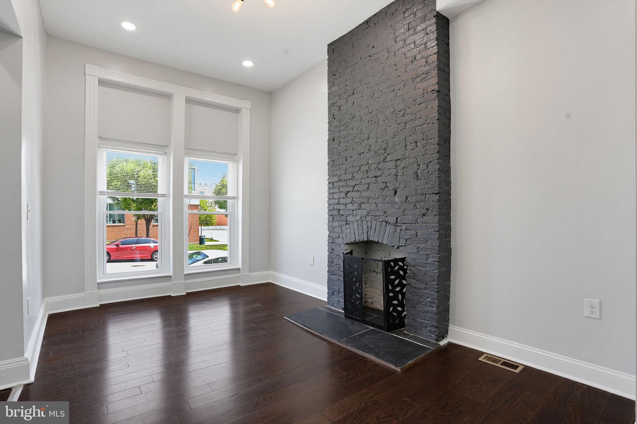 RESERVOIR HILL - Residential