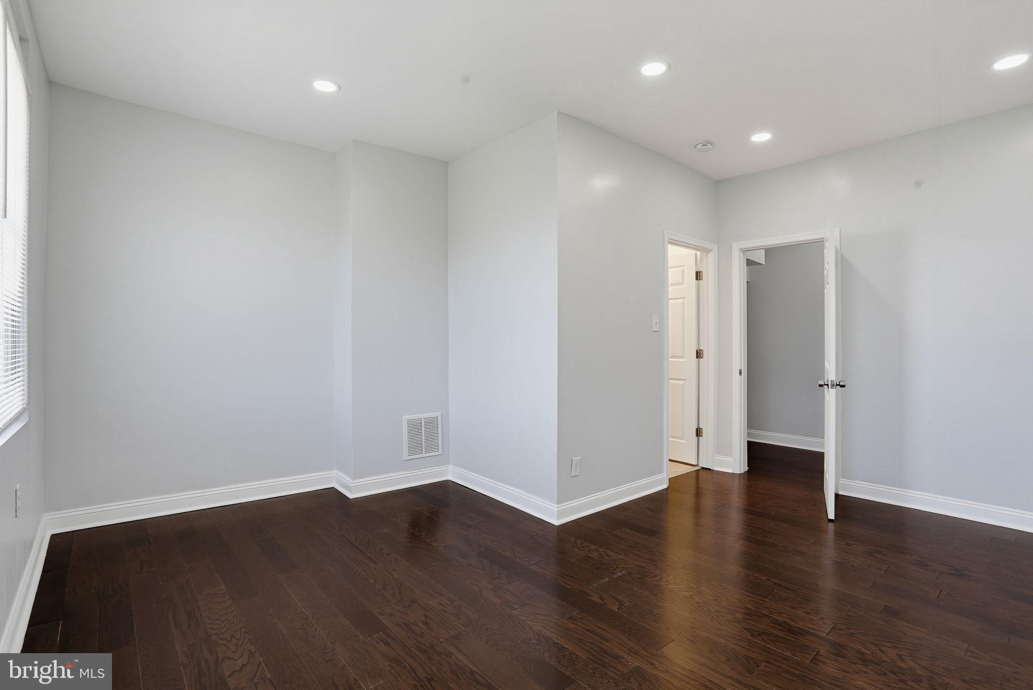 RESERVOIR HILL - Residential