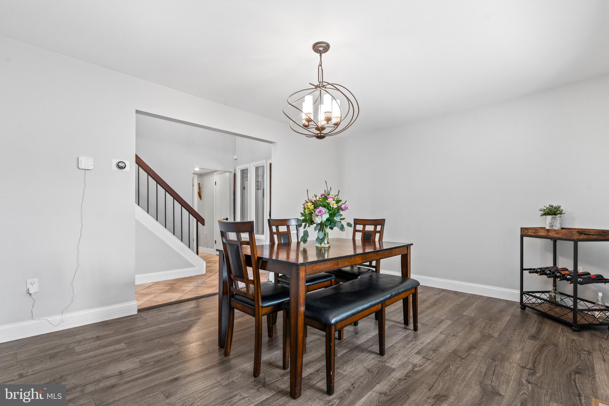 SIGNAL HILL - Residential