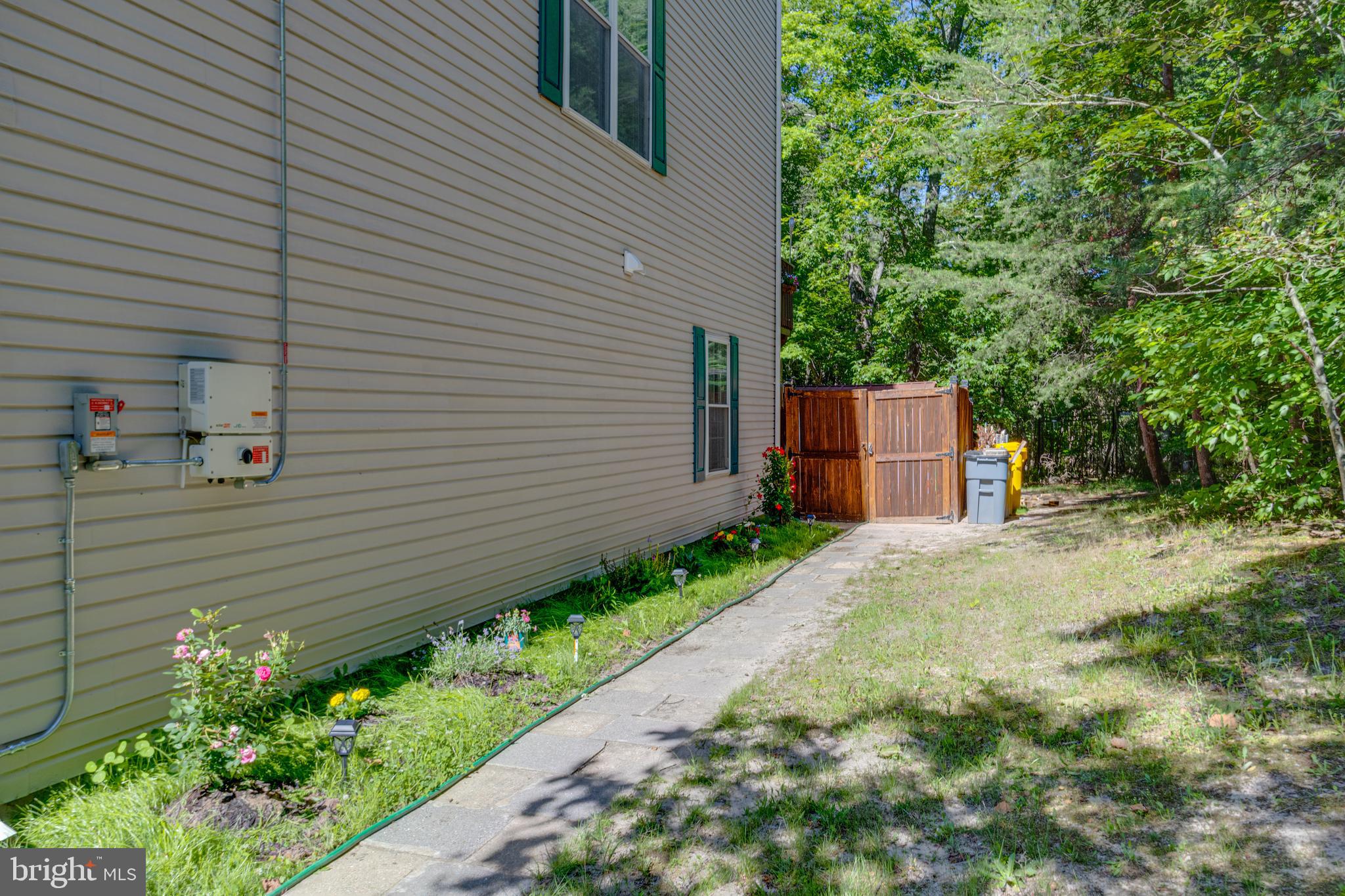 QUAIL RUN SOUTH - Residential