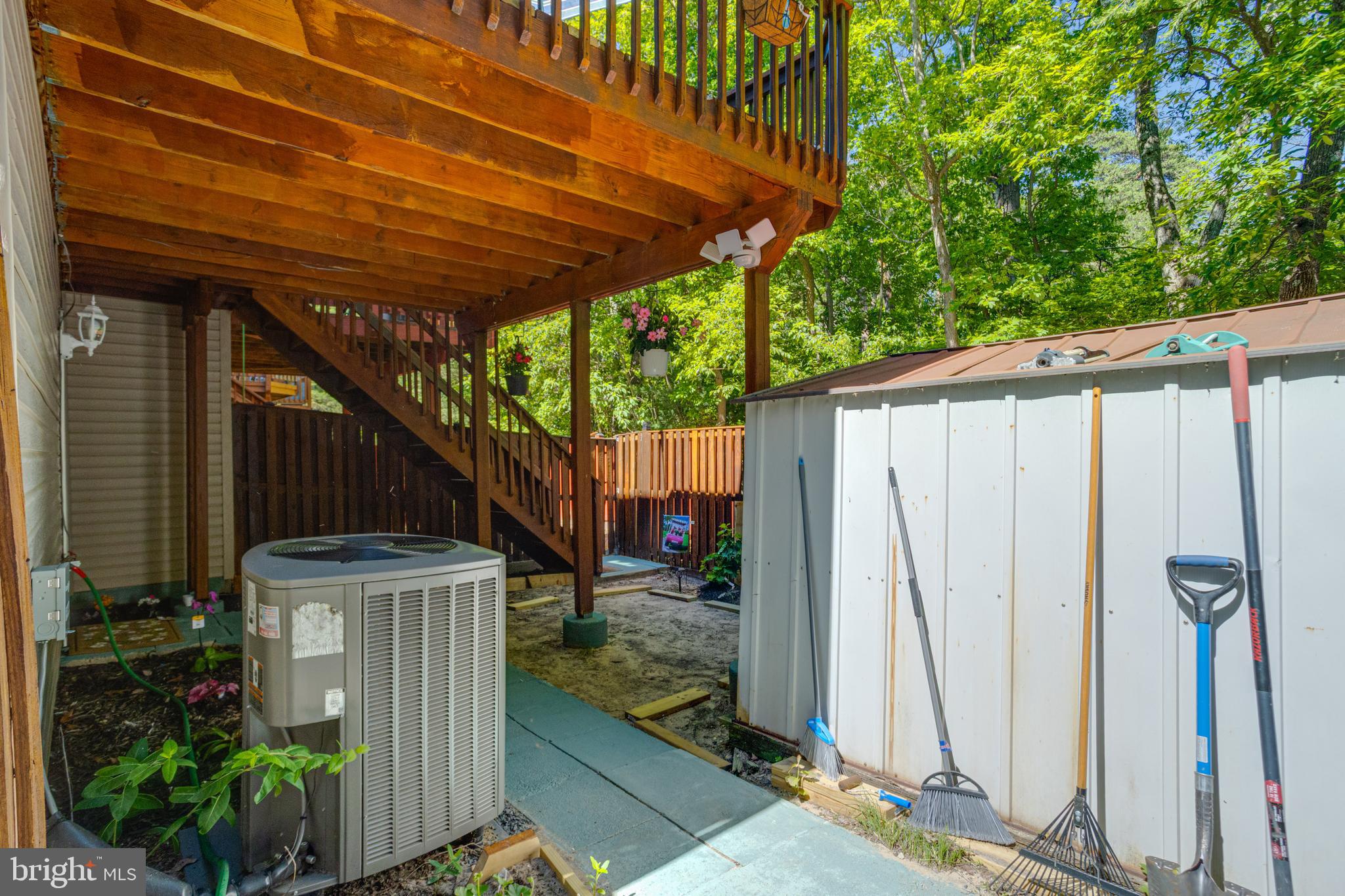 QUAIL RUN SOUTH - Residential
