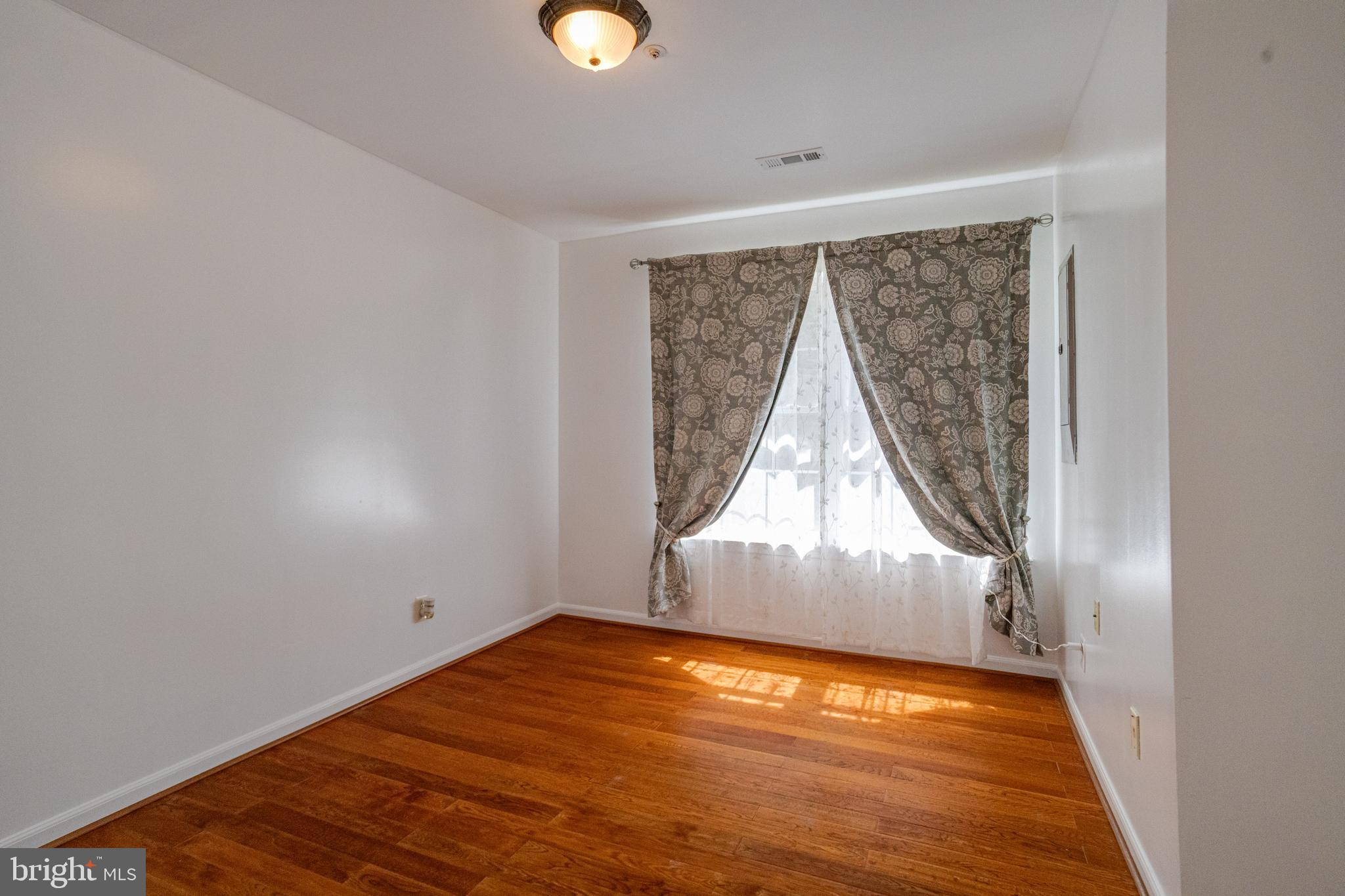 QUAIL RUN SOUTH - Residential