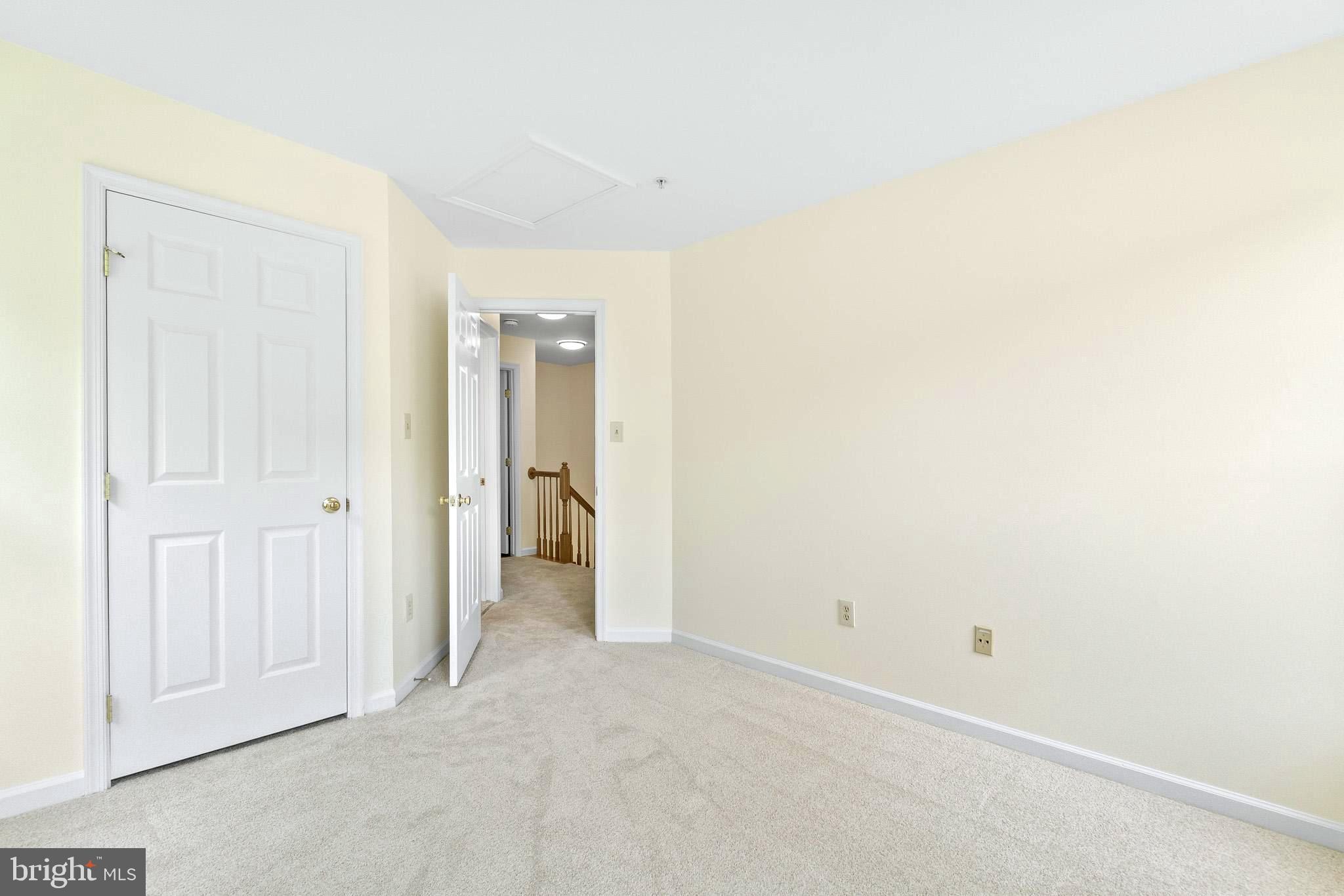 JAMES CREEK - Residential