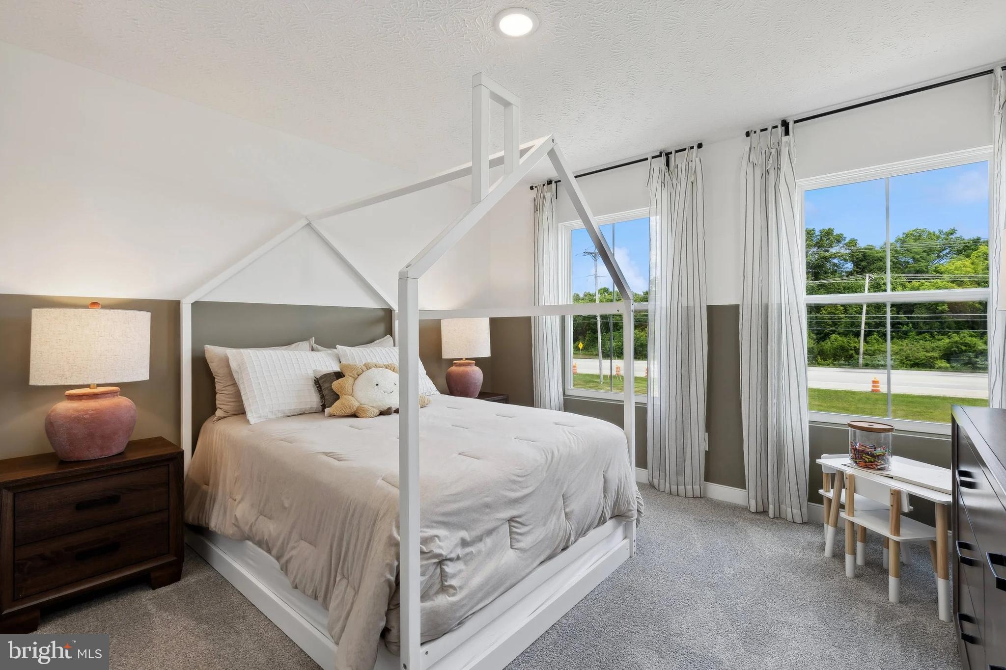 LIBERTY RUN - Residential