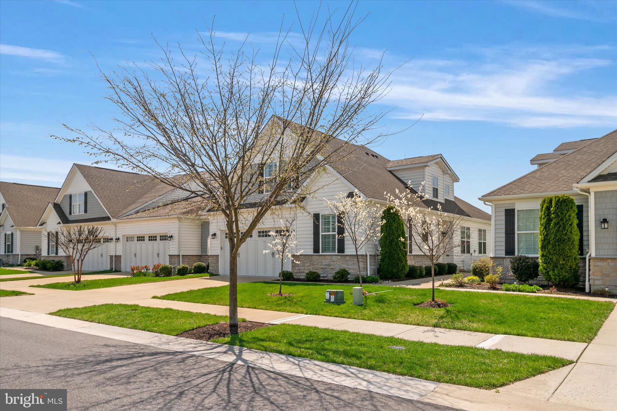 BAY BRIDGE COVE - Residential Lease