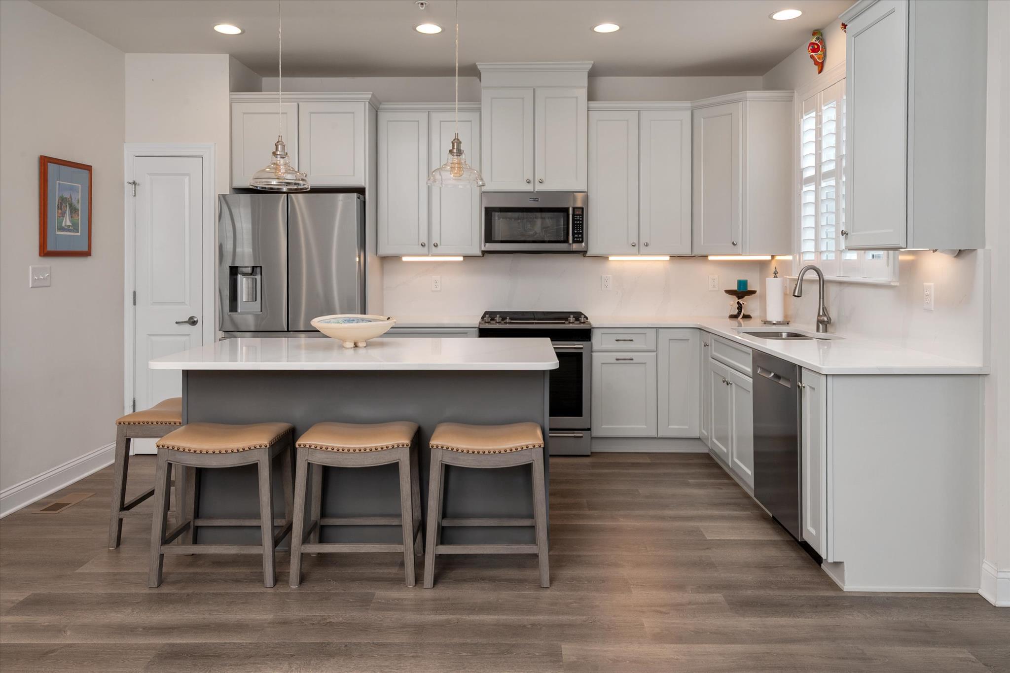BAY BRIDGE COVE - Residential Lease