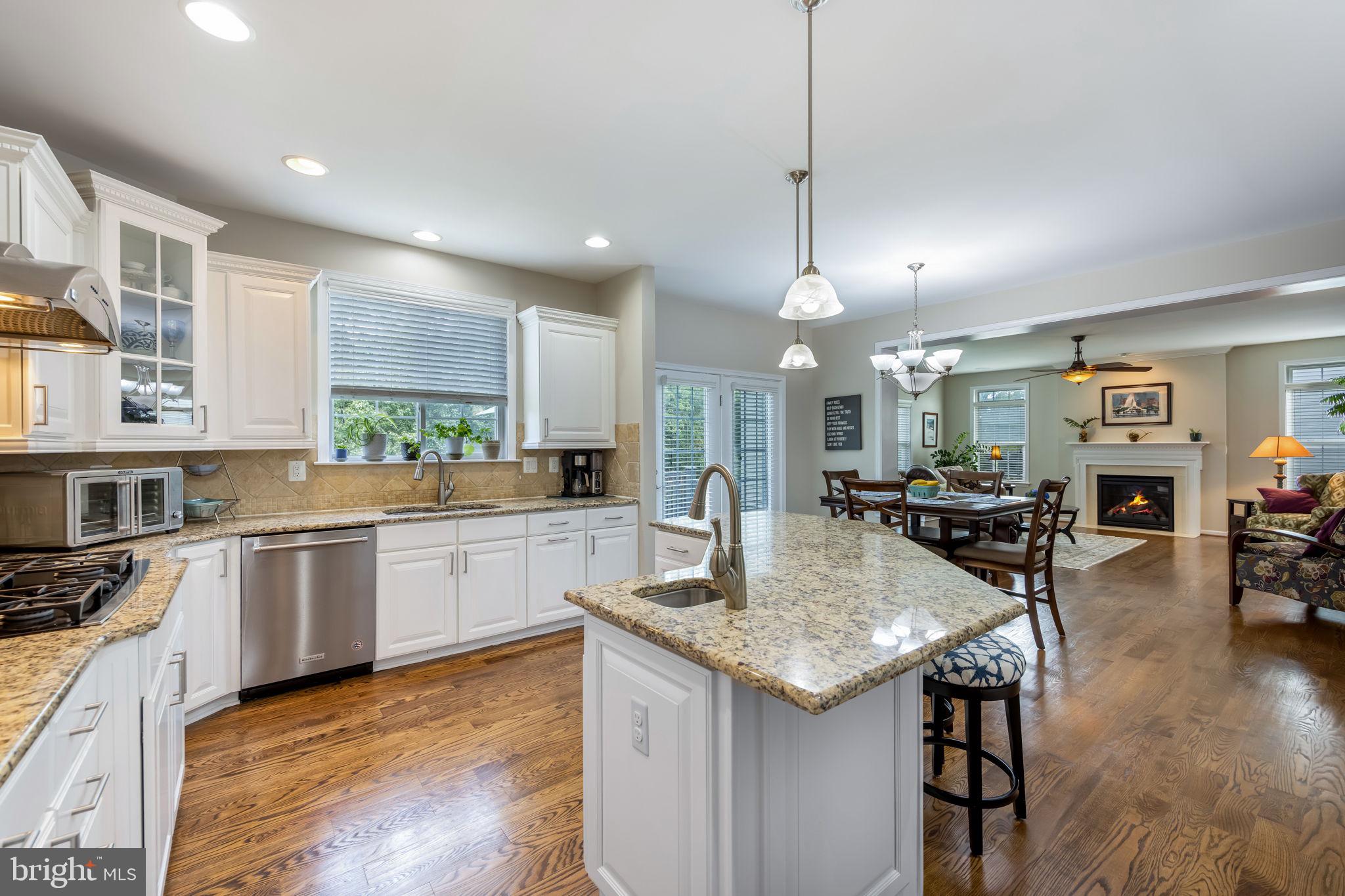 AUSTIN RIDGE - Residential