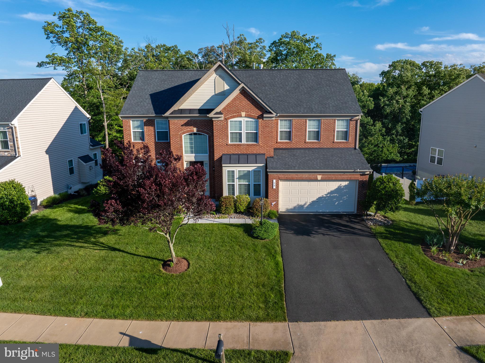 AUSTIN RIDGE - Residential