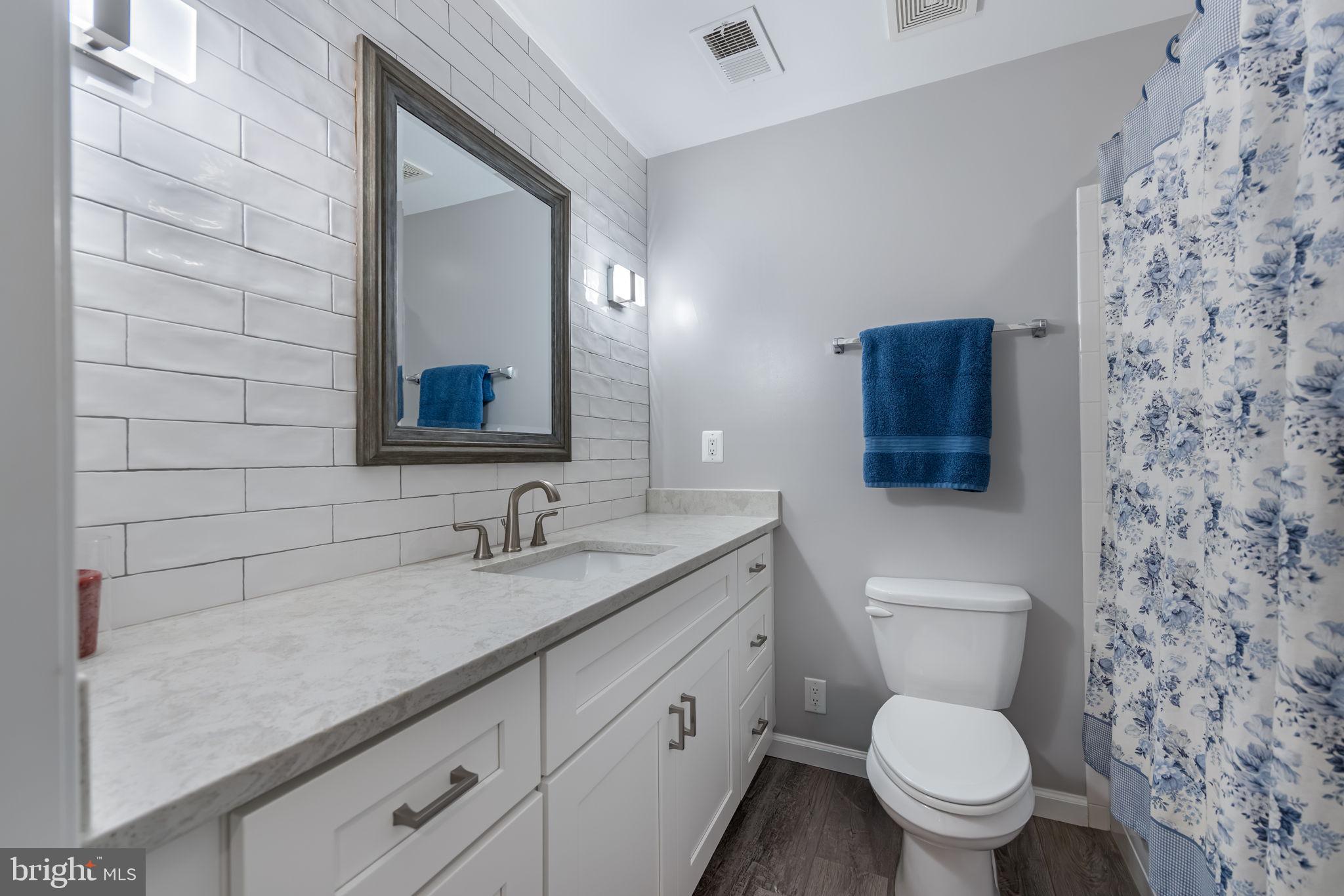 AUSTIN RIDGE - Residential
