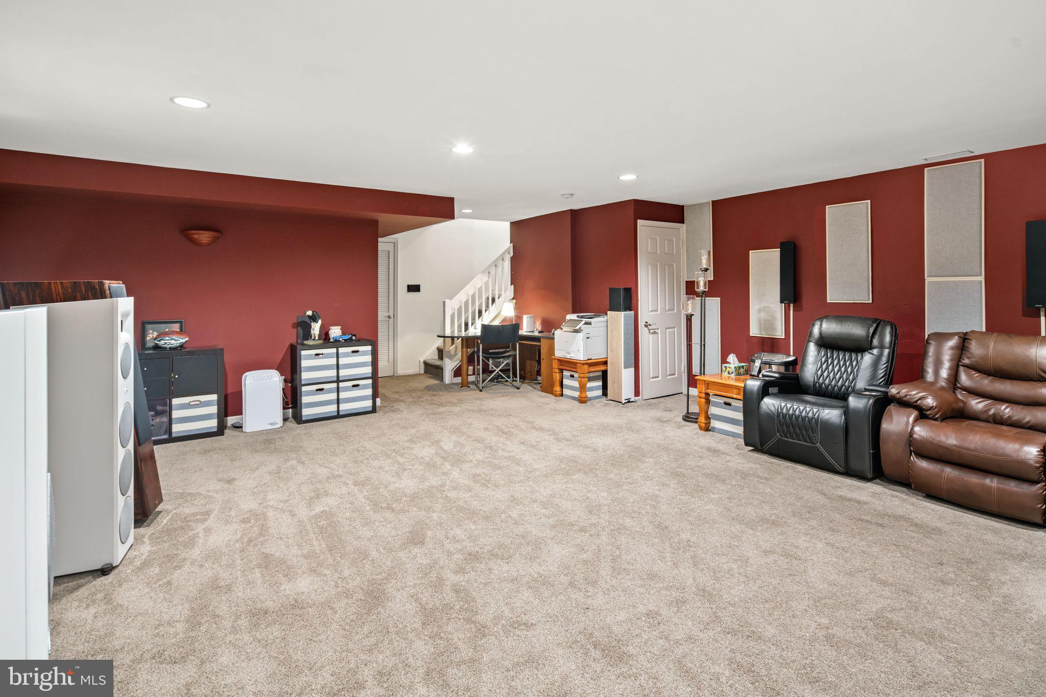 ANDORRA WOODS - Residential