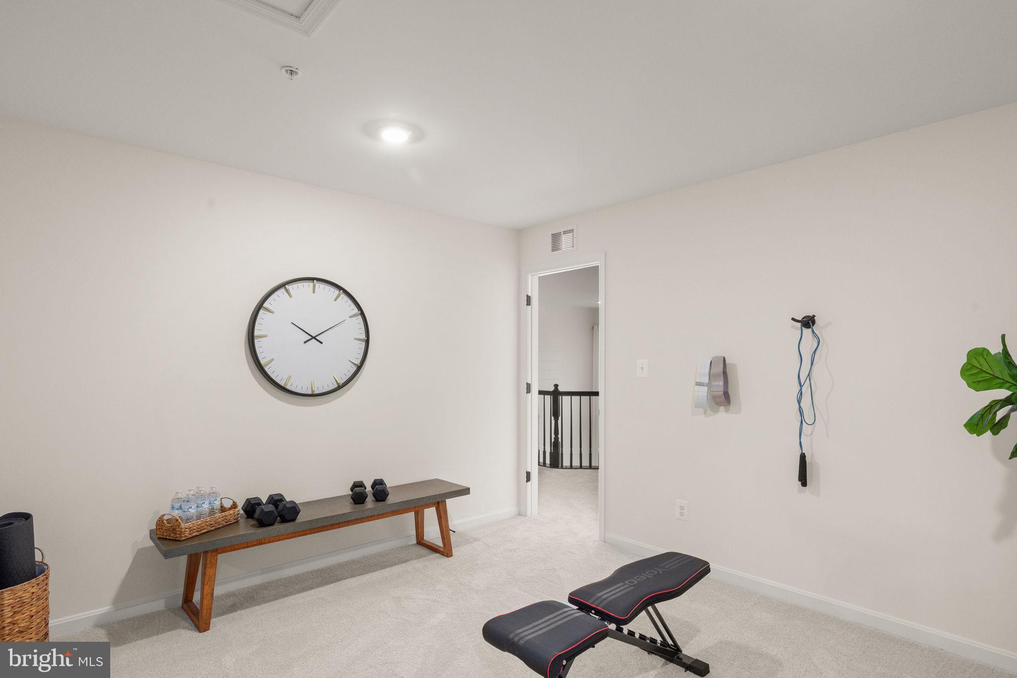 RICHMOND HILLS - Residential