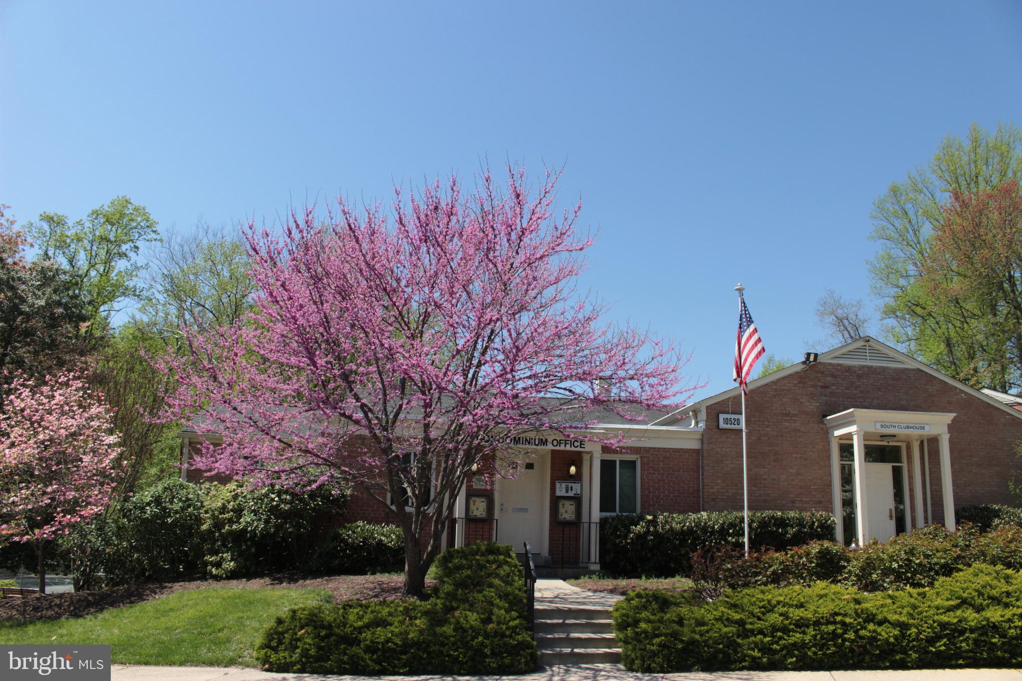 PARKSIDE CONDOMINIUMS - Residential
