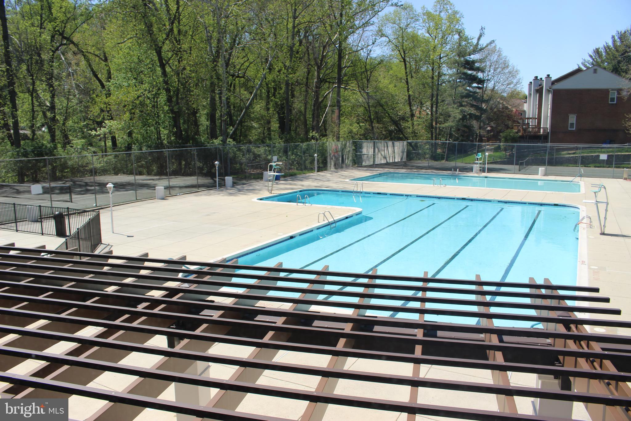 PARKSIDE CONDOMINIUMS - Residential