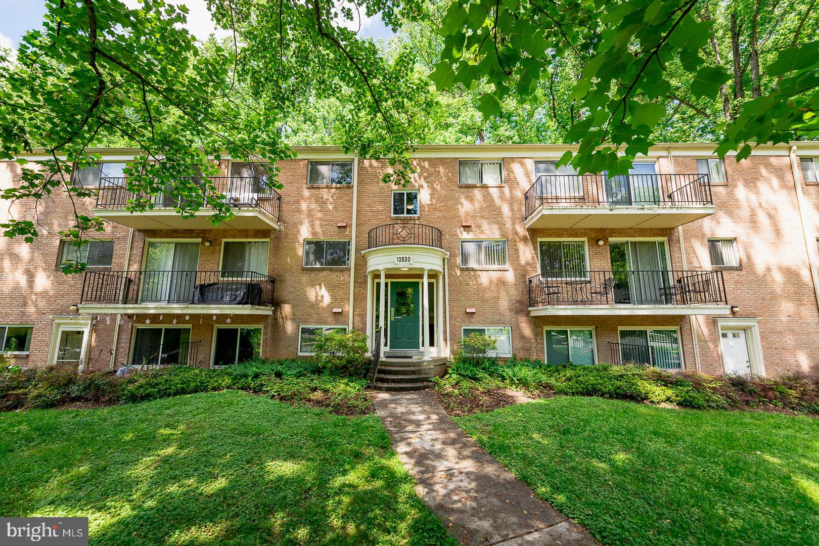 PARKSIDE CONDOMINIUMS - Residential