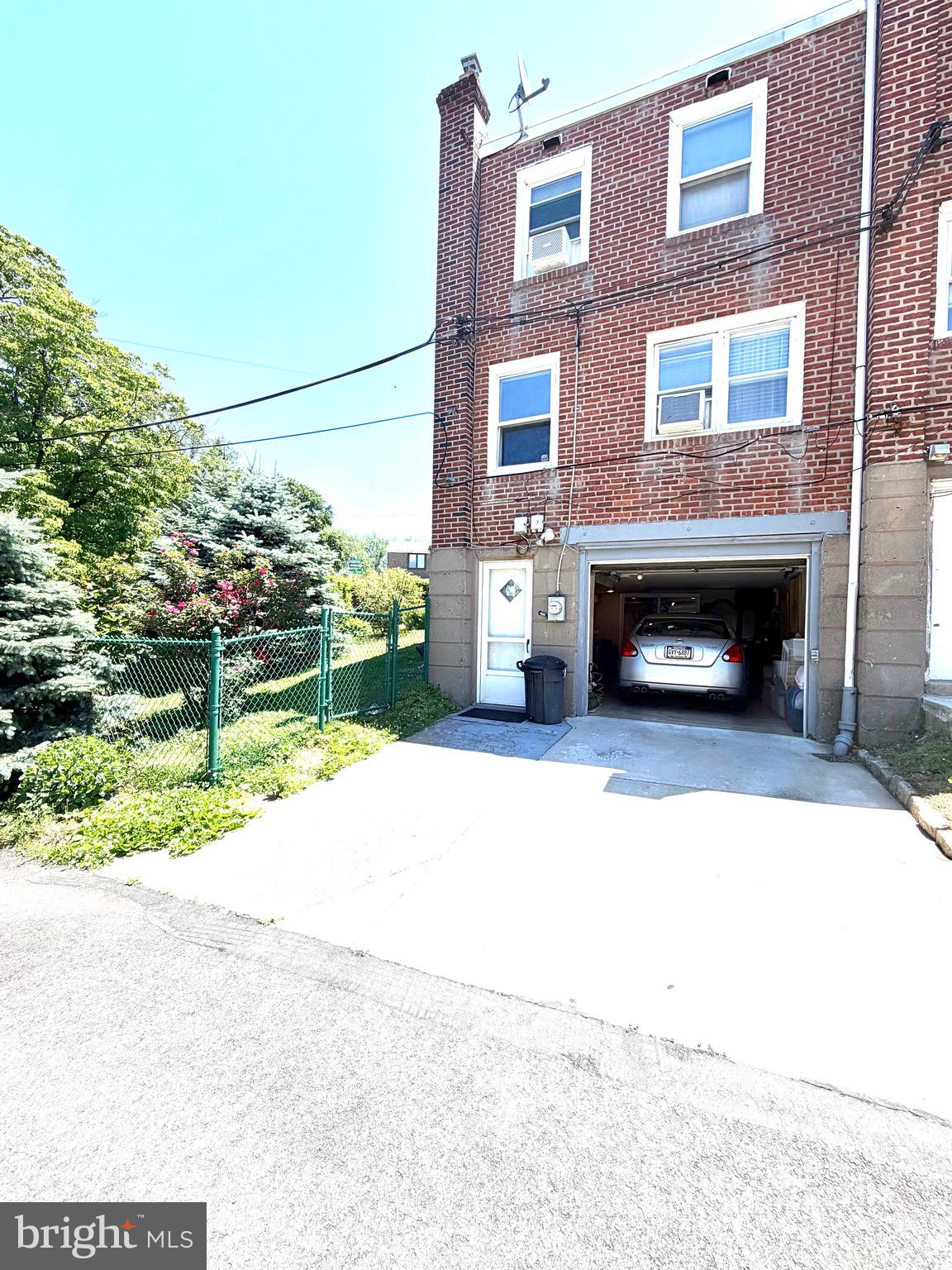 OVERBROOK PARK - Residential