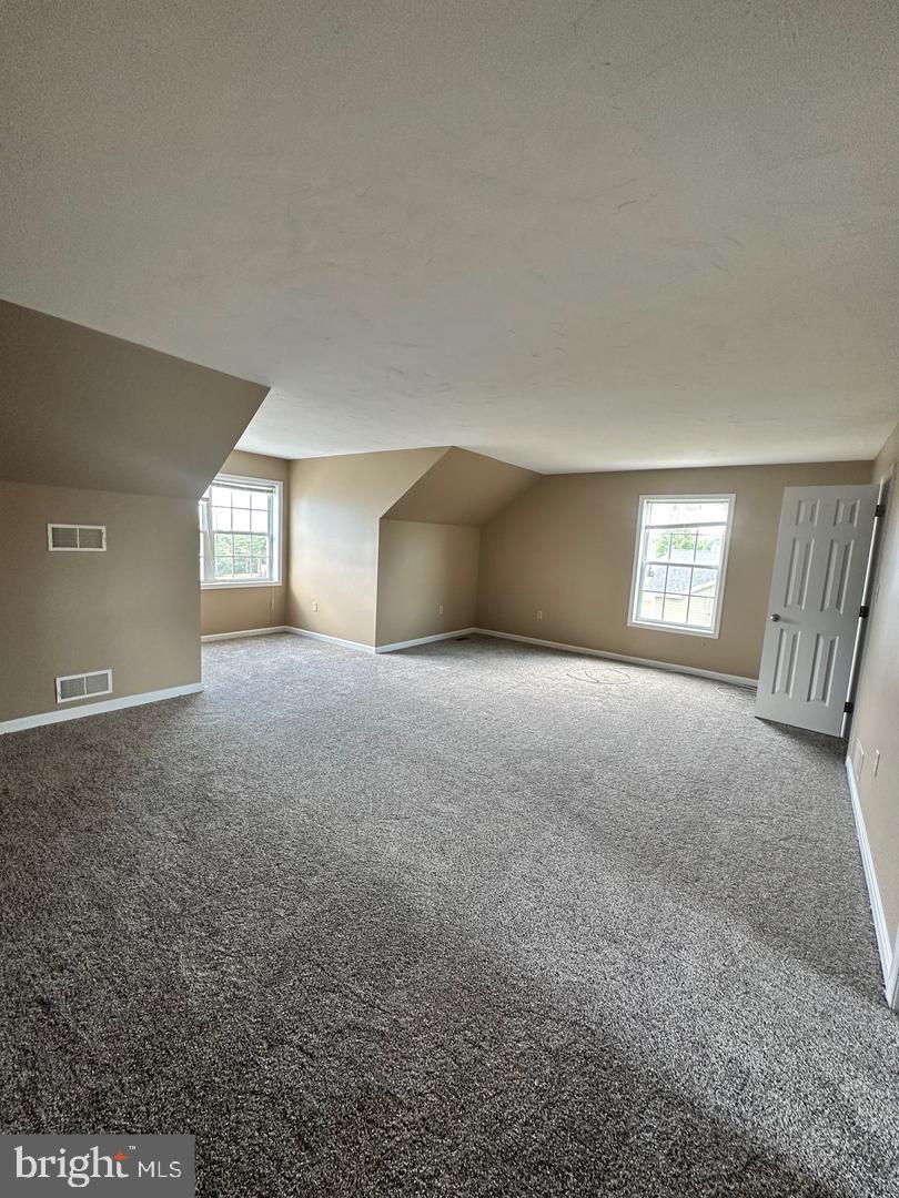 BRIDLE CREEK - Residential Lease