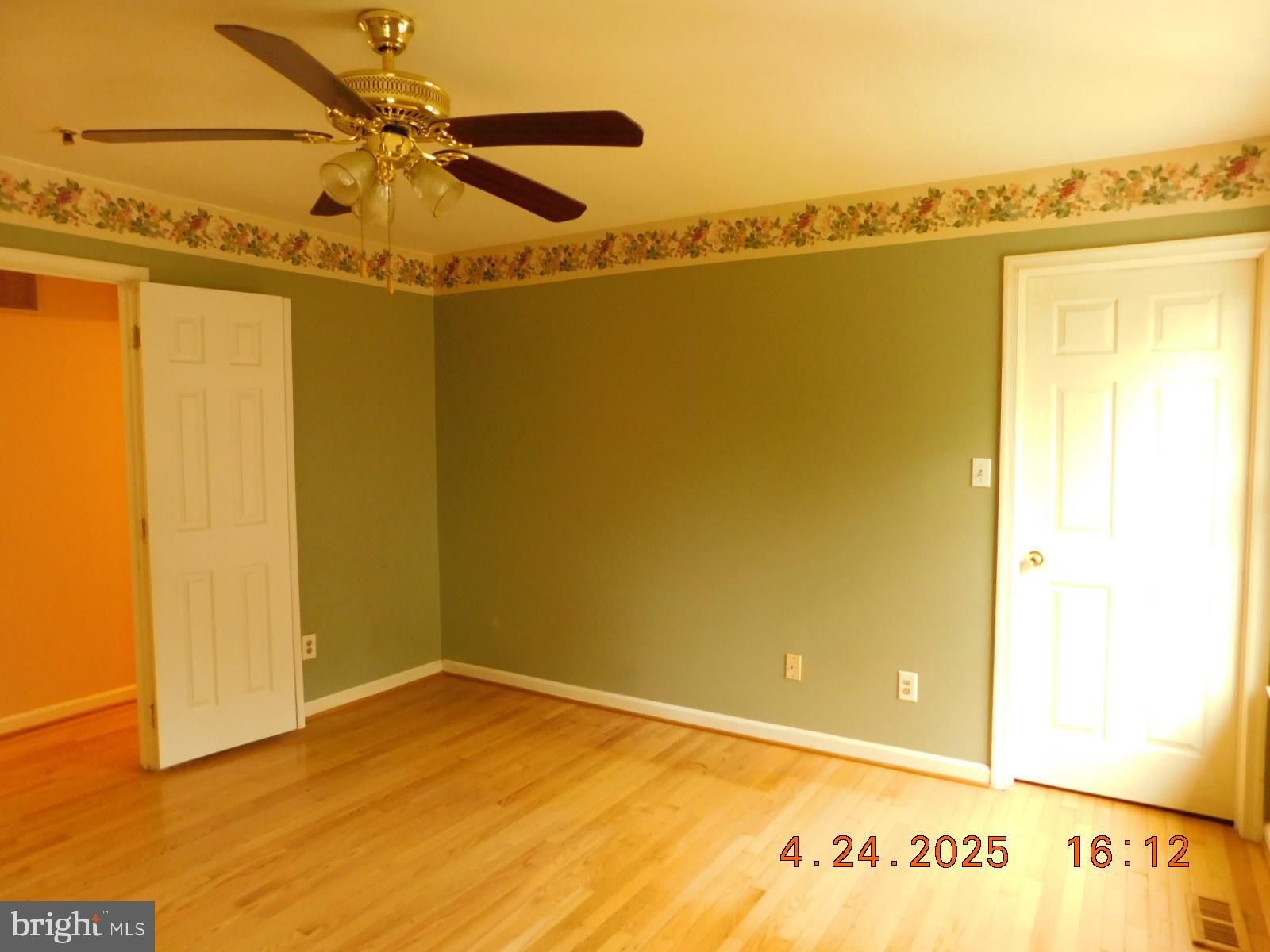 CHESAPEAKE LANDING - Residential