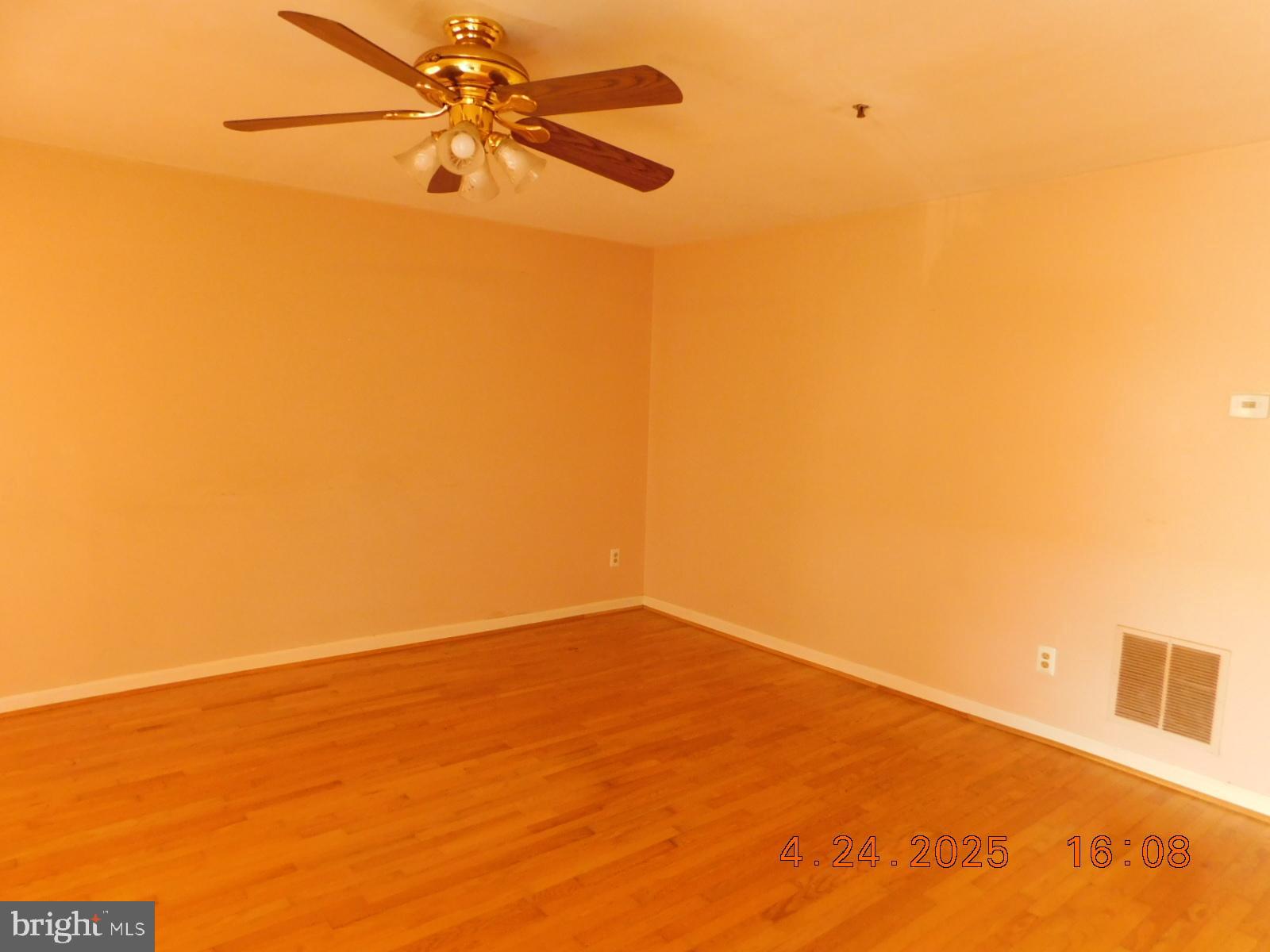 CHESAPEAKE LANDING - Residential