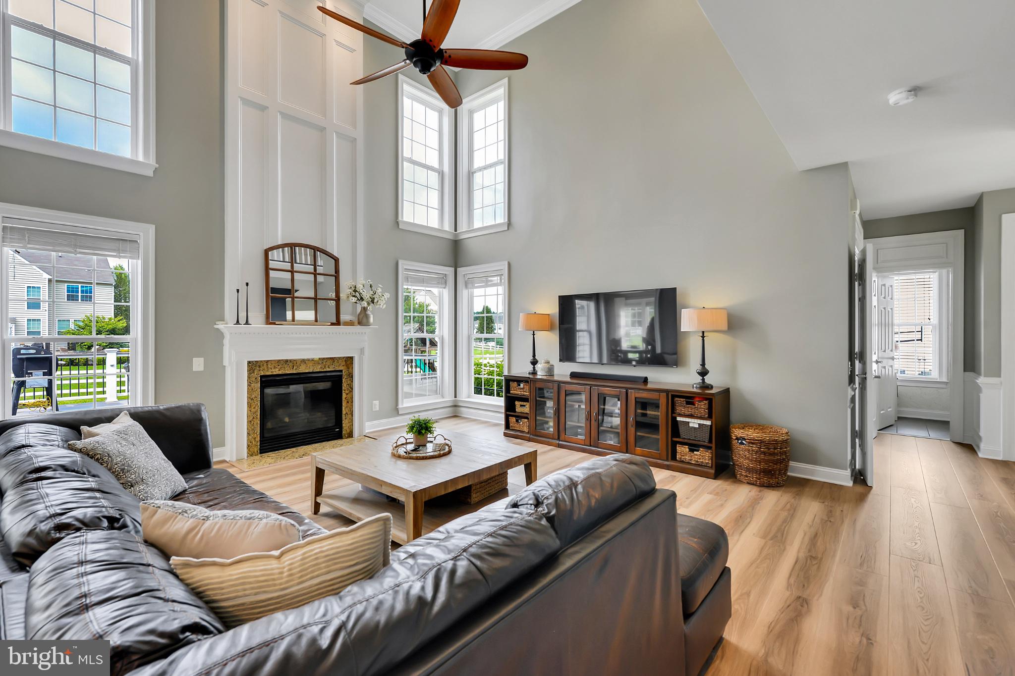 RED CEDAR - Residential