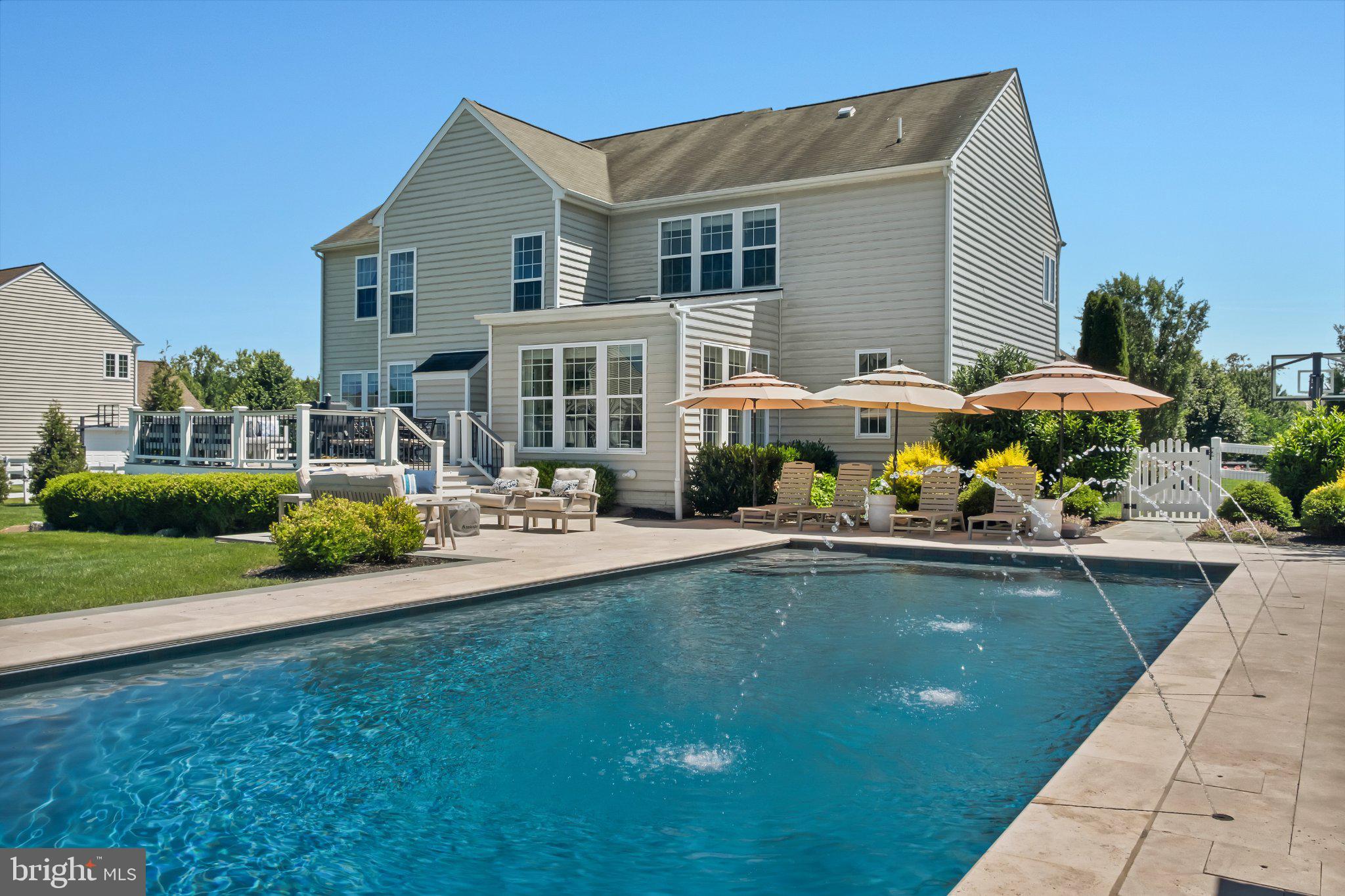 RED CEDAR - Residential
