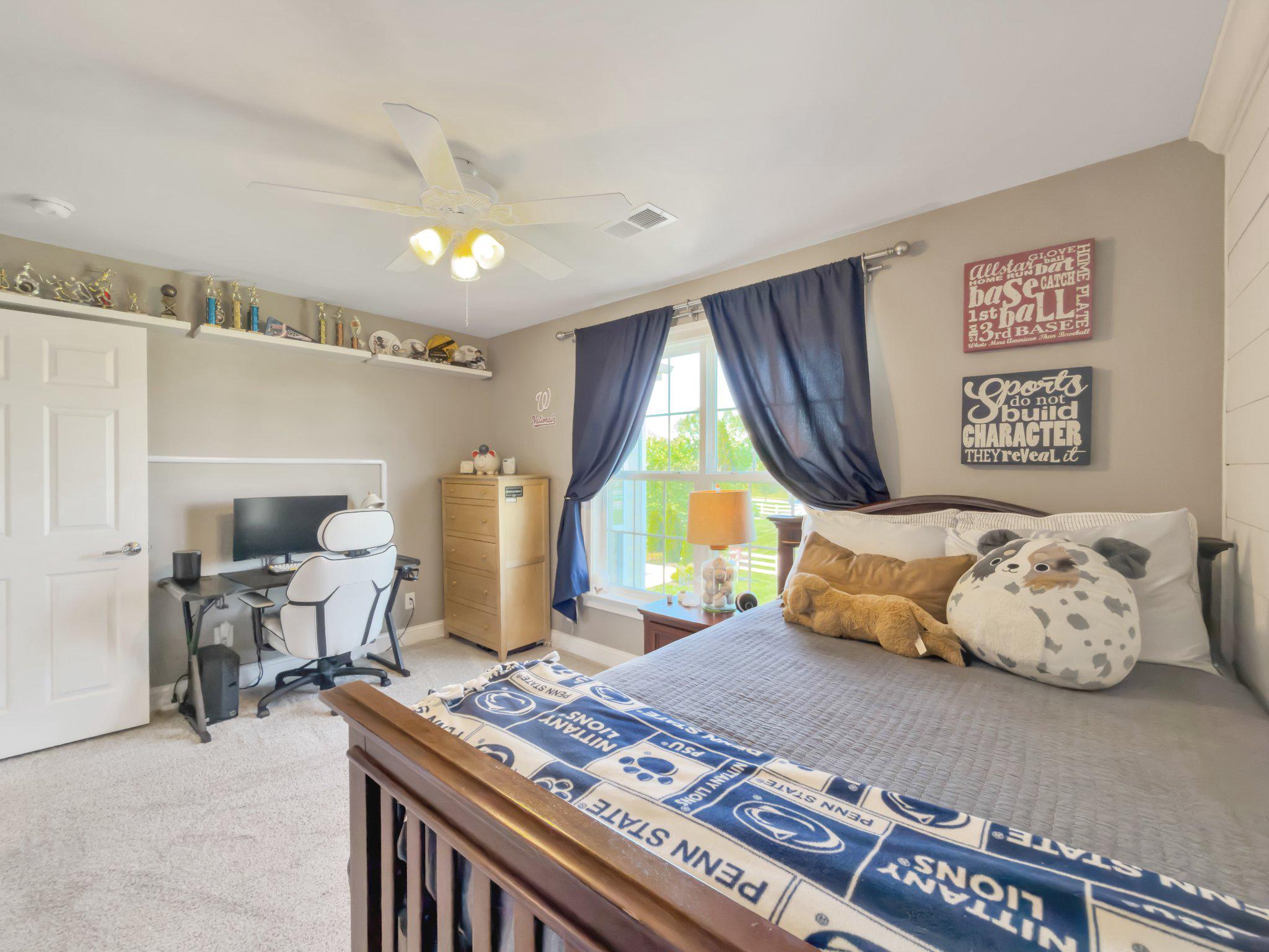 RED CEDAR - Residential