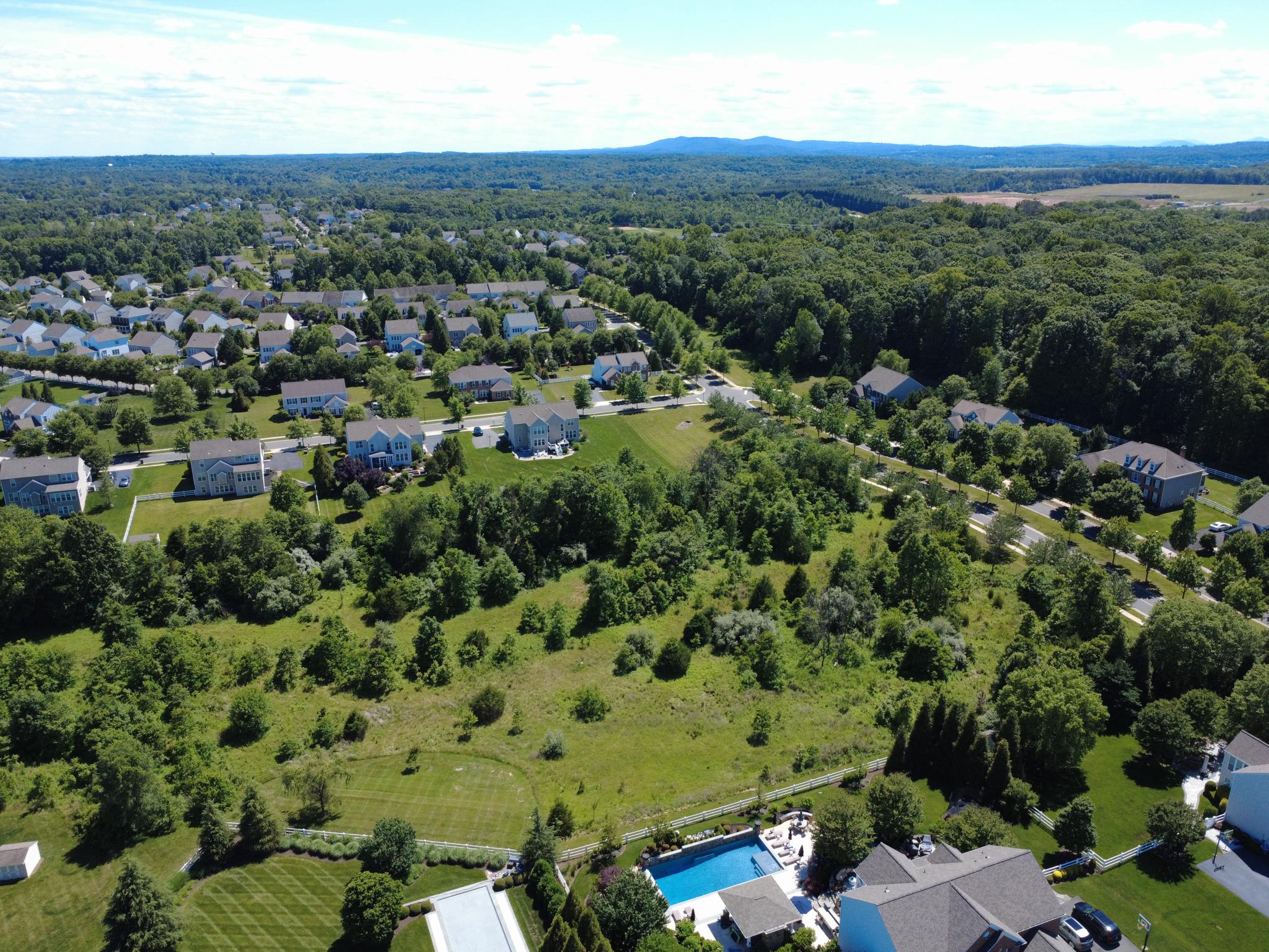 RED CEDAR - Residential