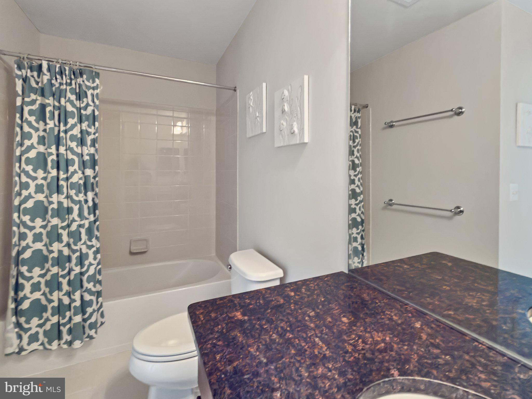 RED CEDAR - Residential