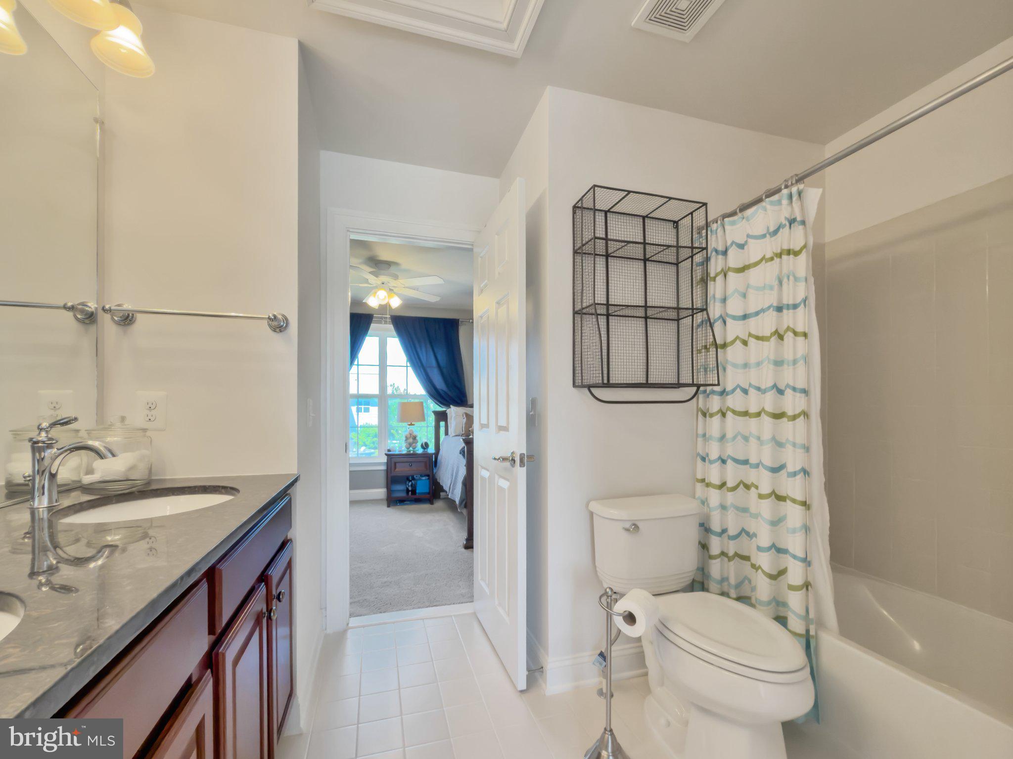 RED CEDAR - Residential