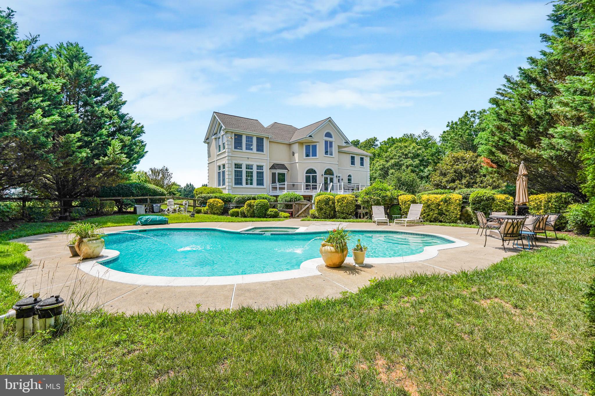 CATOCTIN CREEKS - Residential