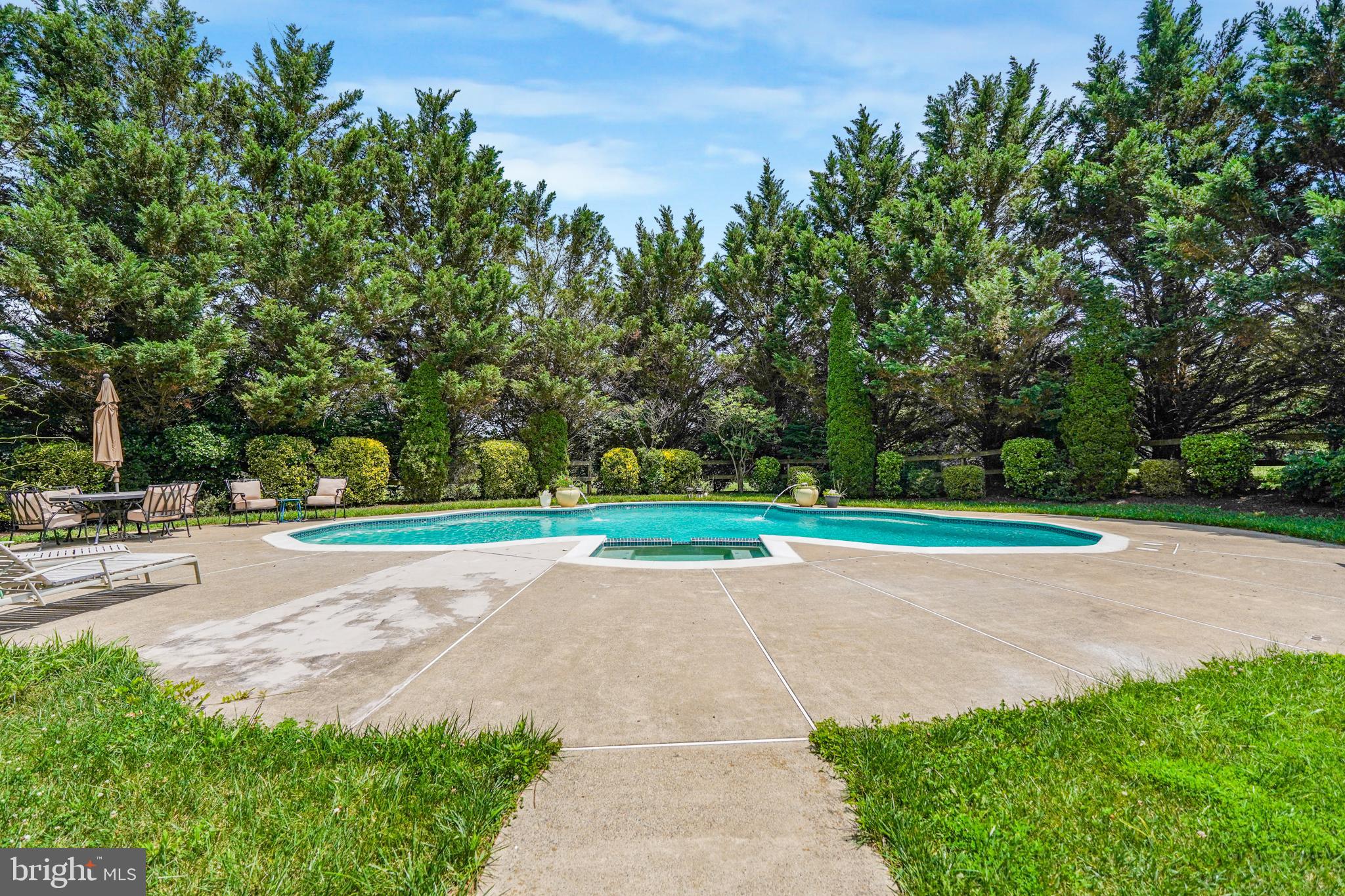 CATOCTIN CREEKS - Residential