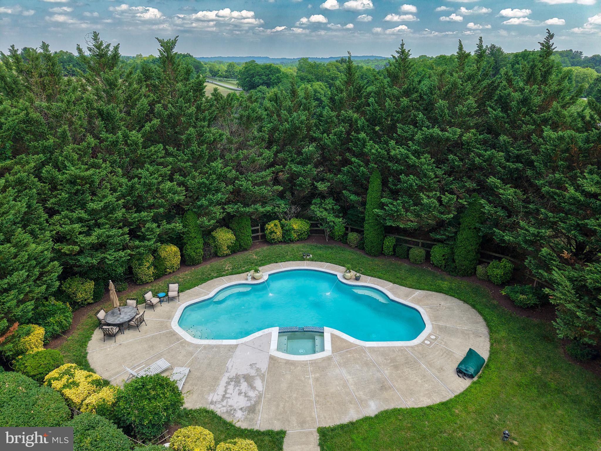 CATOCTIN CREEKS - Residential