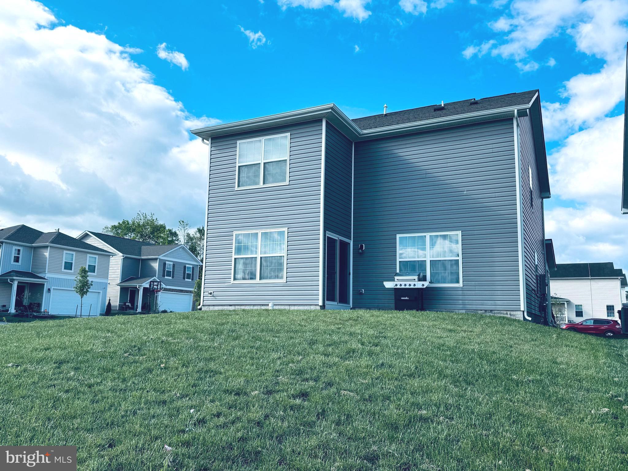 WEST WIND - Residential