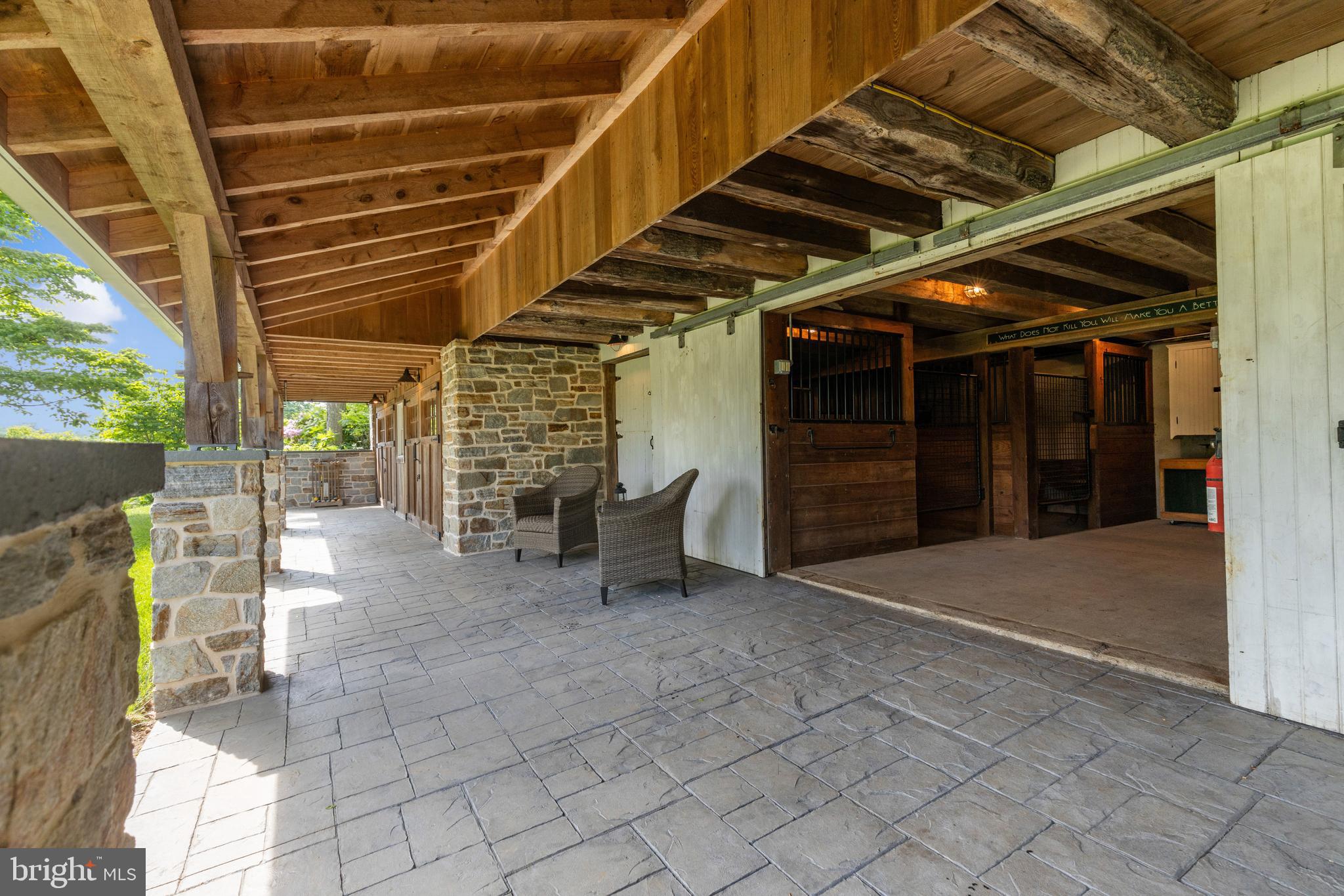 MY LADY'S MANOR - Farm