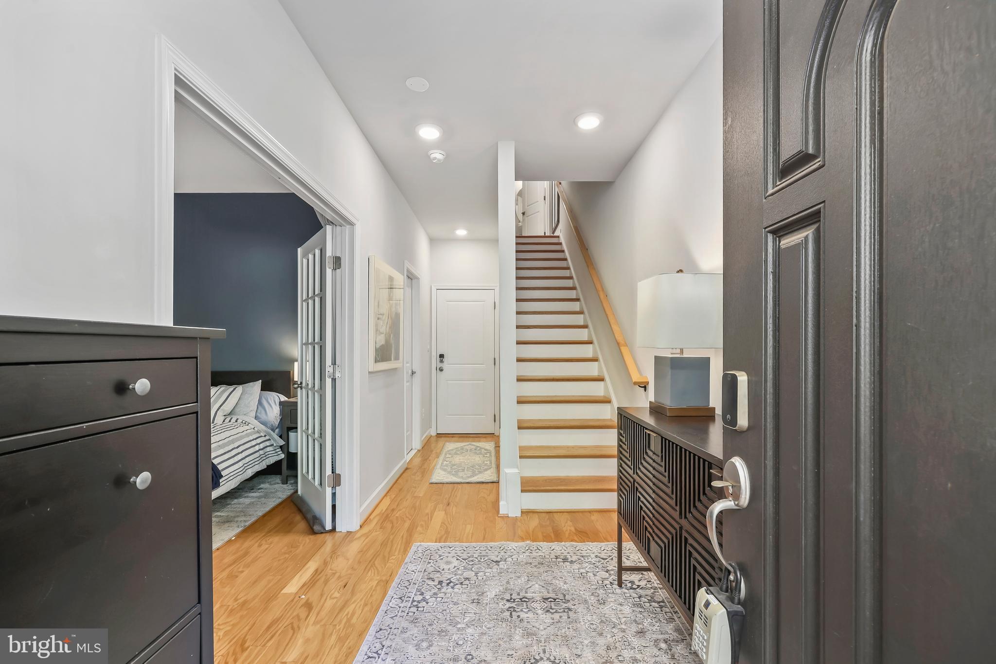 THE ENCLAVE - Residential