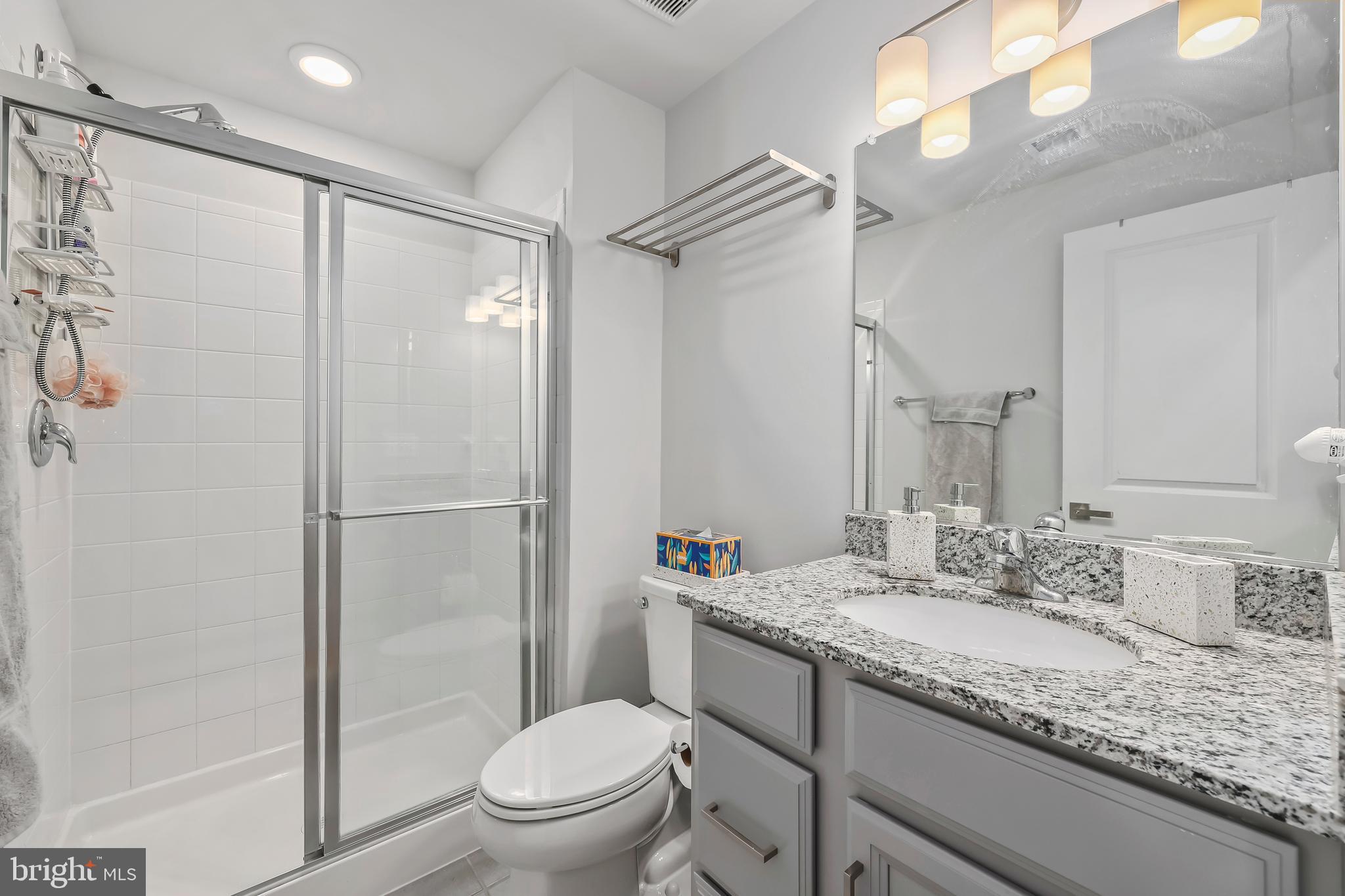 THE ENCLAVE - Residential