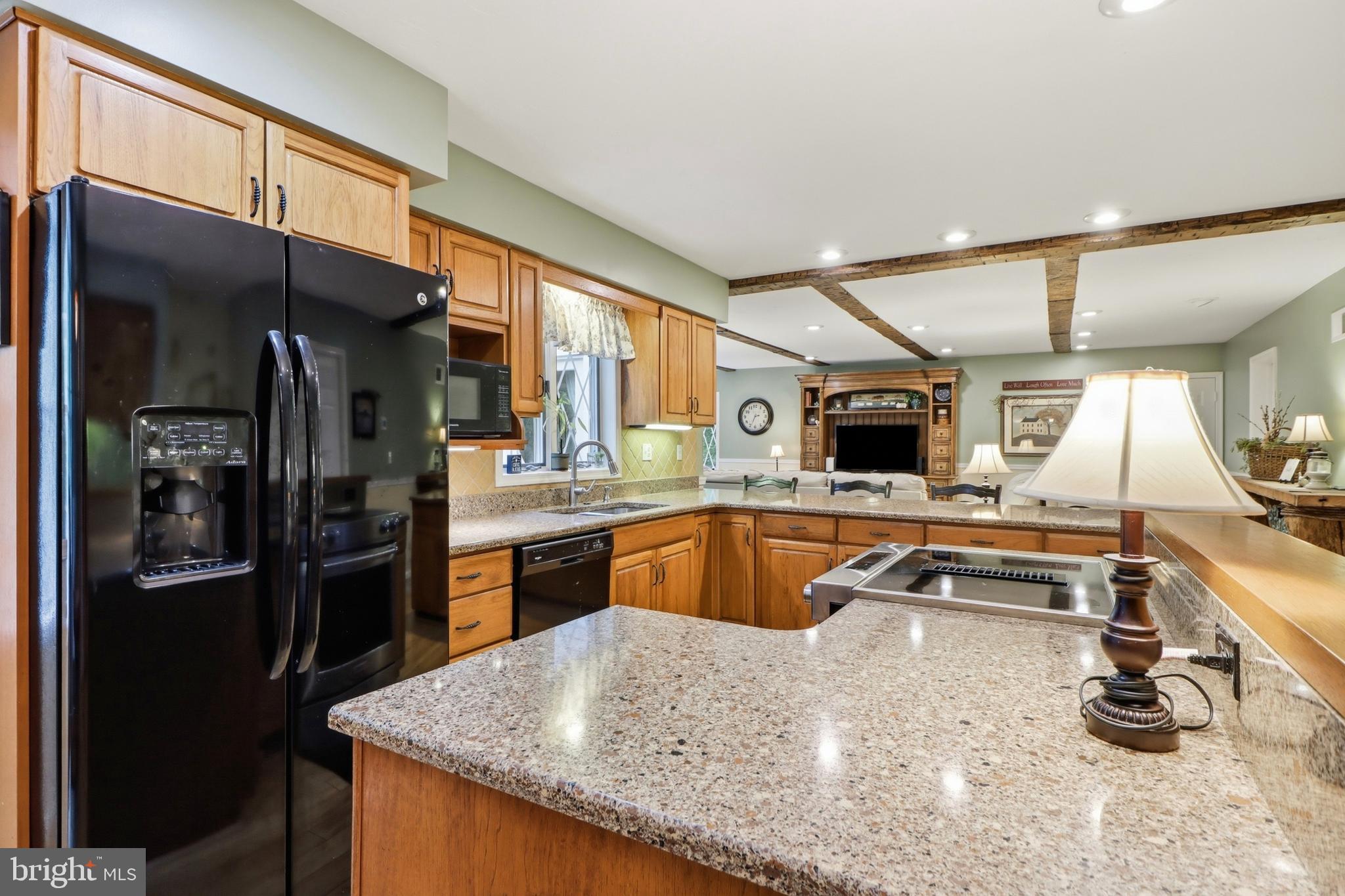 LAUREL WOODS - Residential