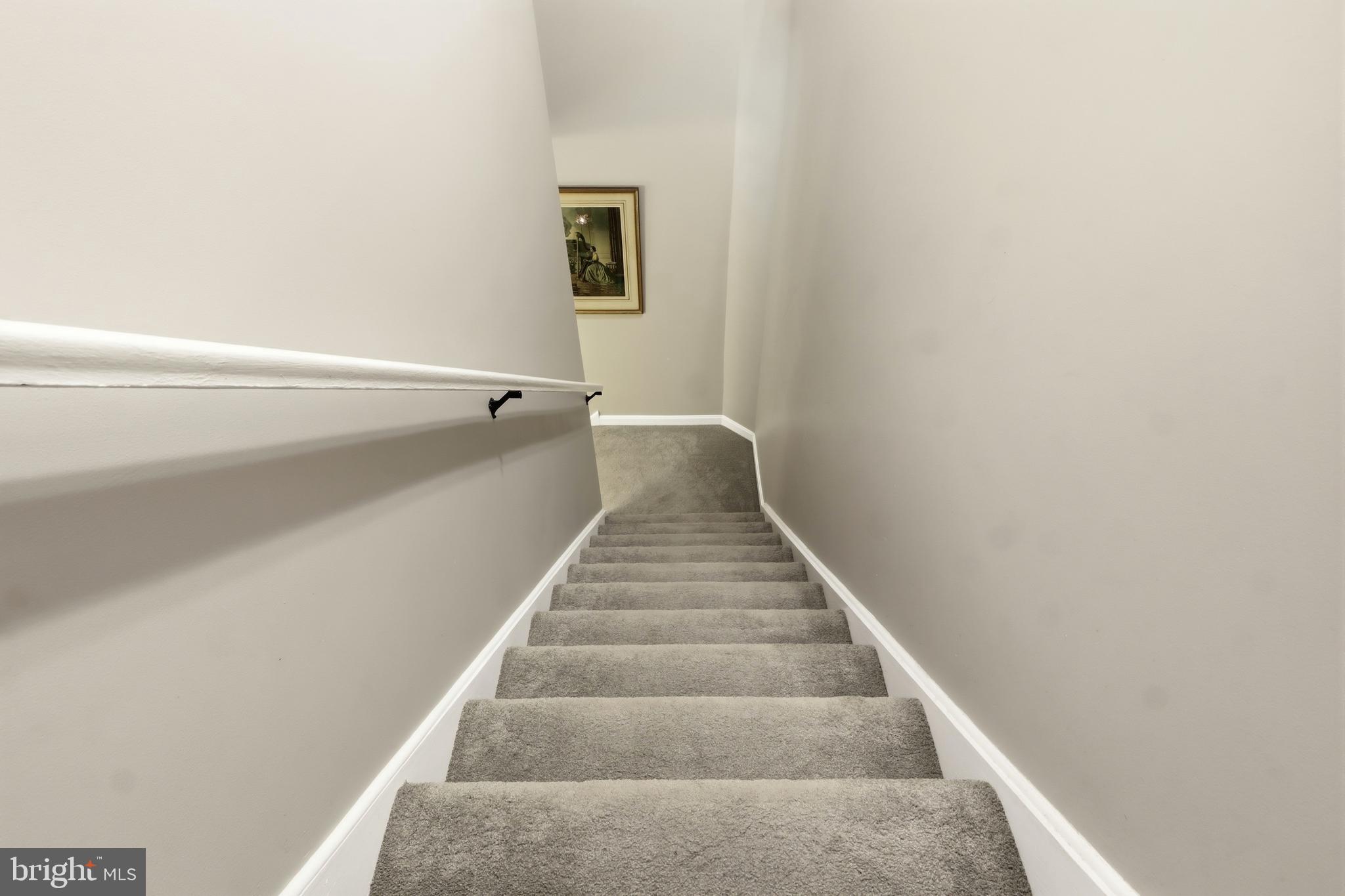 LAUREL WOODS - Residential