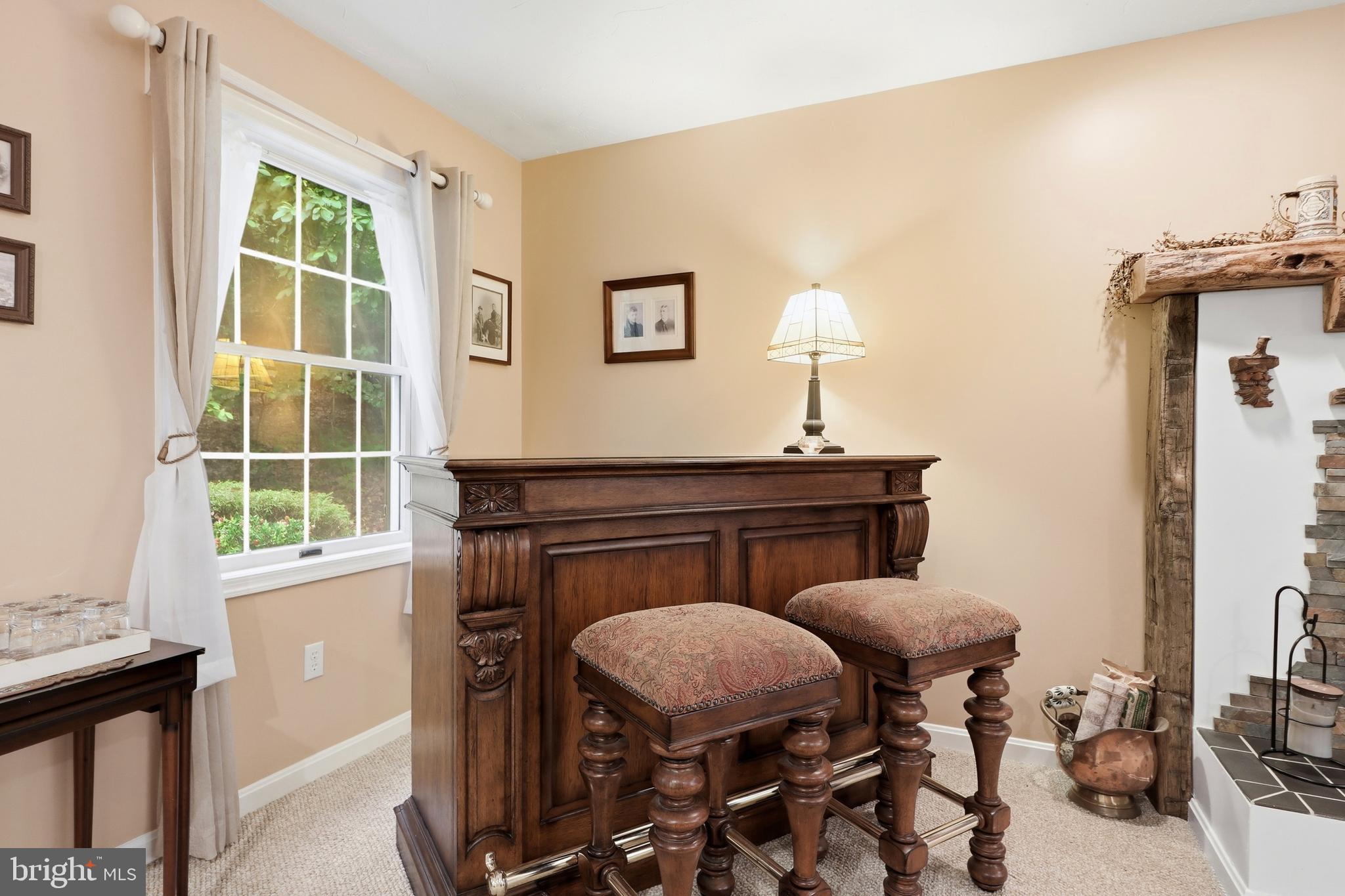 LAUREL WOODS - Residential