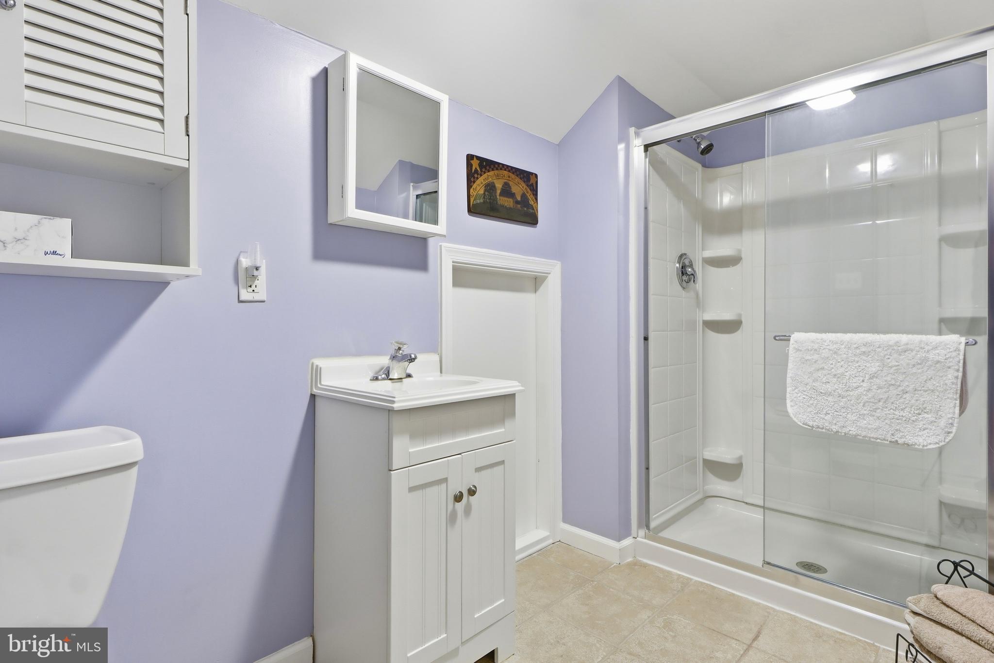 LAUREL WOODS - Residential