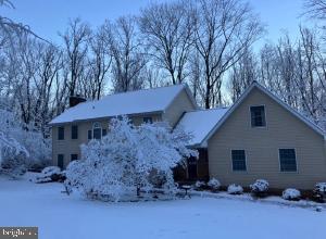 LAUREL WOODS - Residential