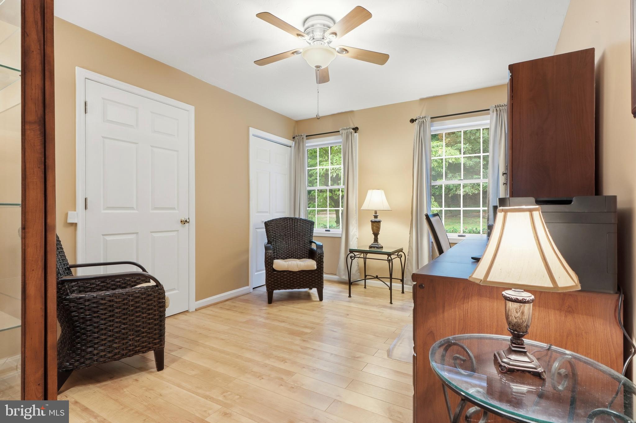 LAUREL WOODS - Residential